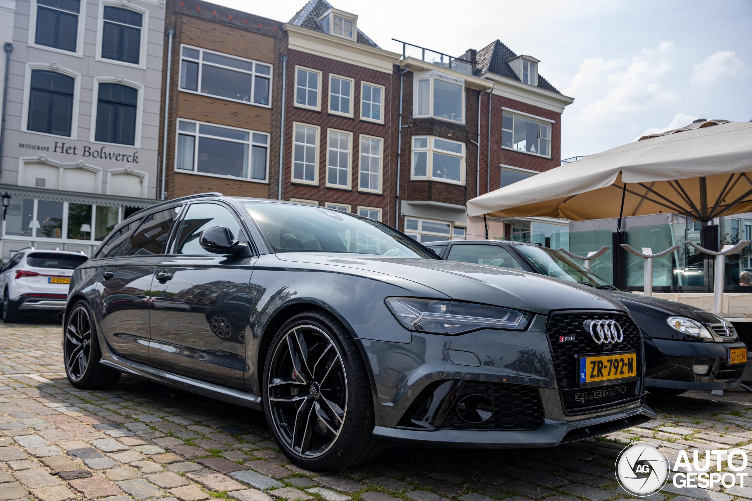 Audi RS6 Avant C7 2015