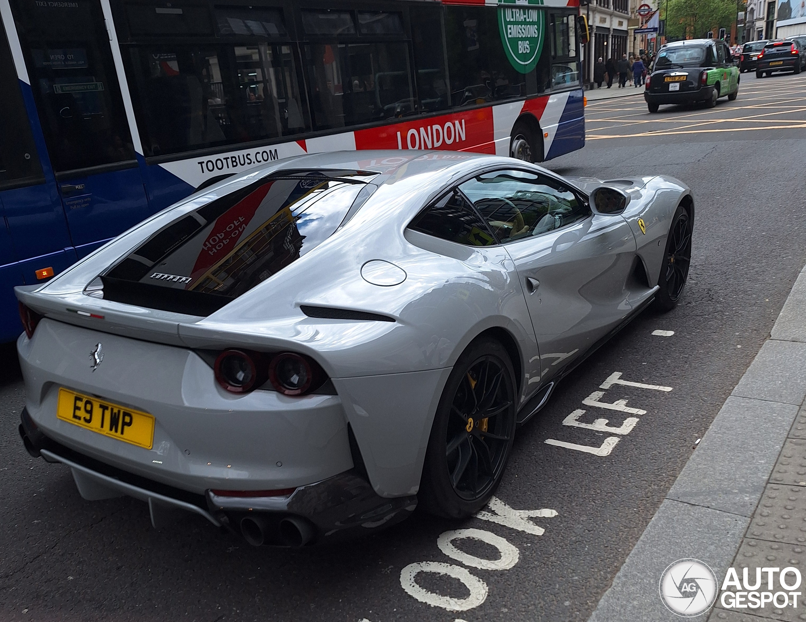 Ferrari 812 Superfast