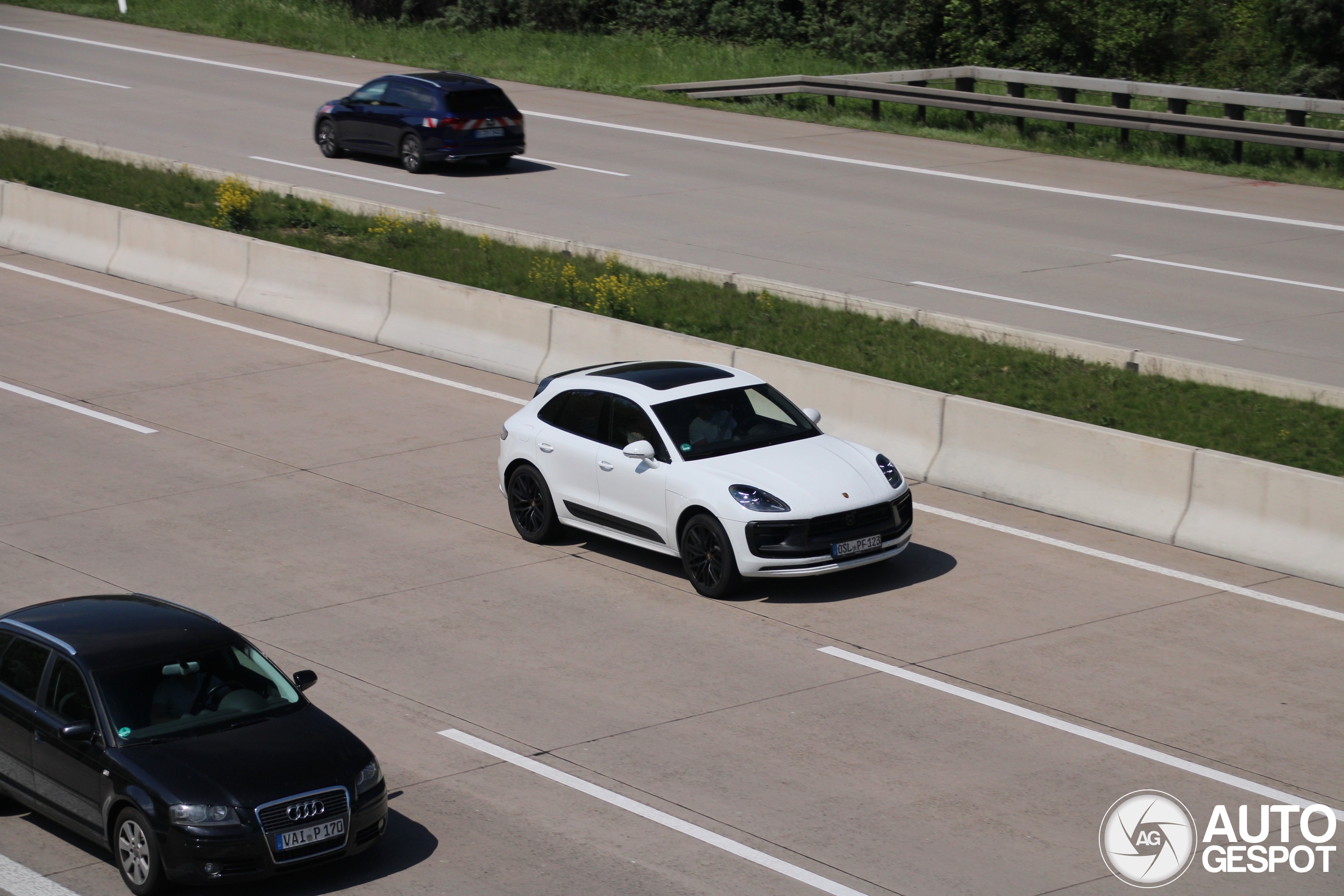 Porsche 95B Macan GTS MkIII