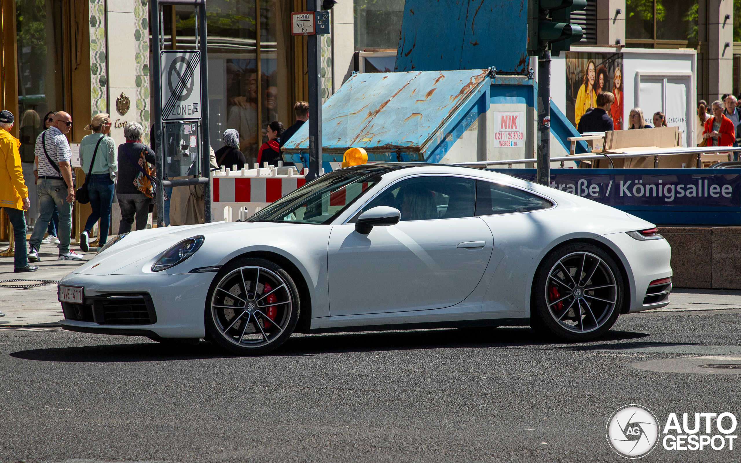 Porsche 992 Carrera 4S