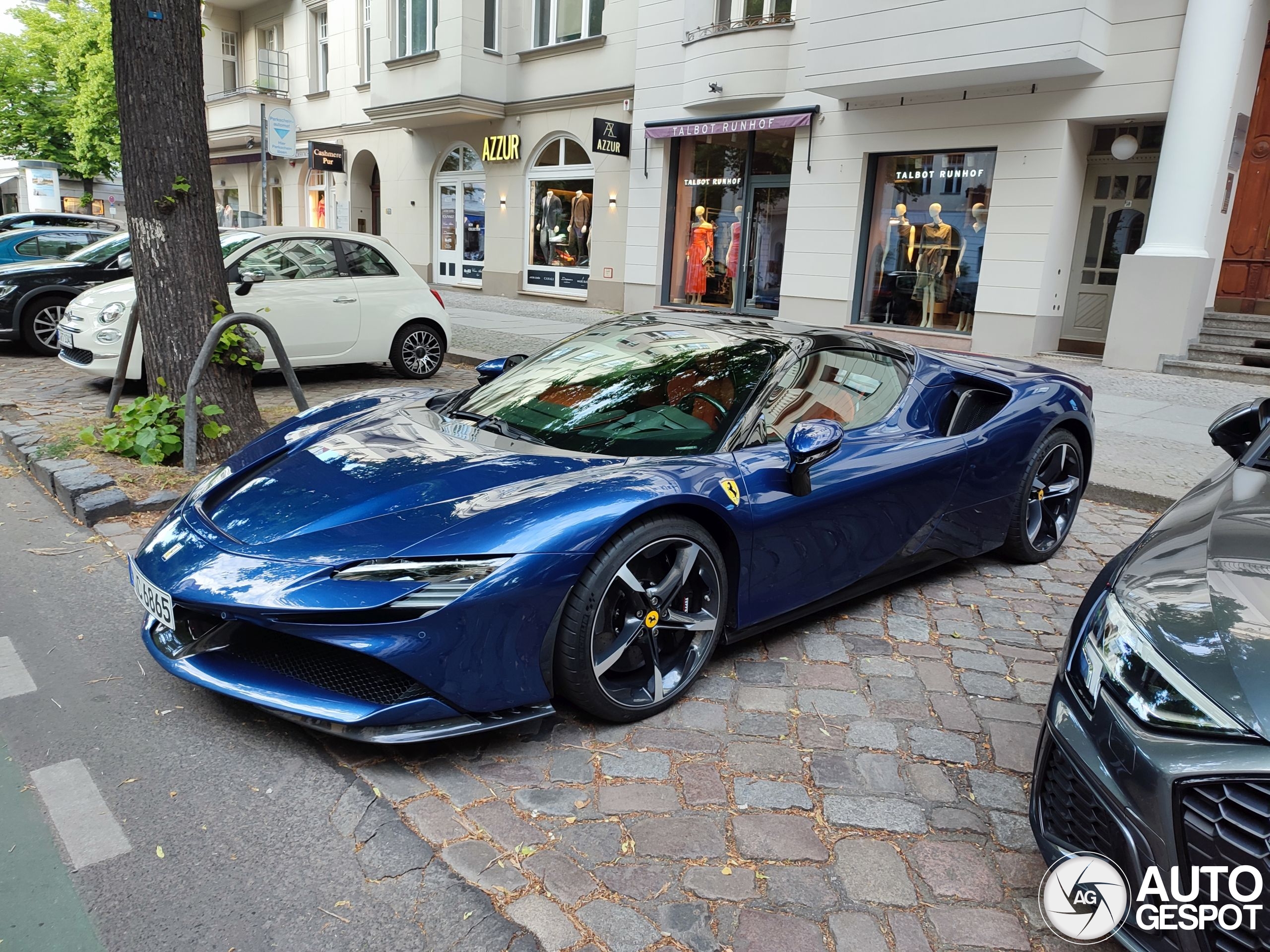 Ferrari SF90 Spider