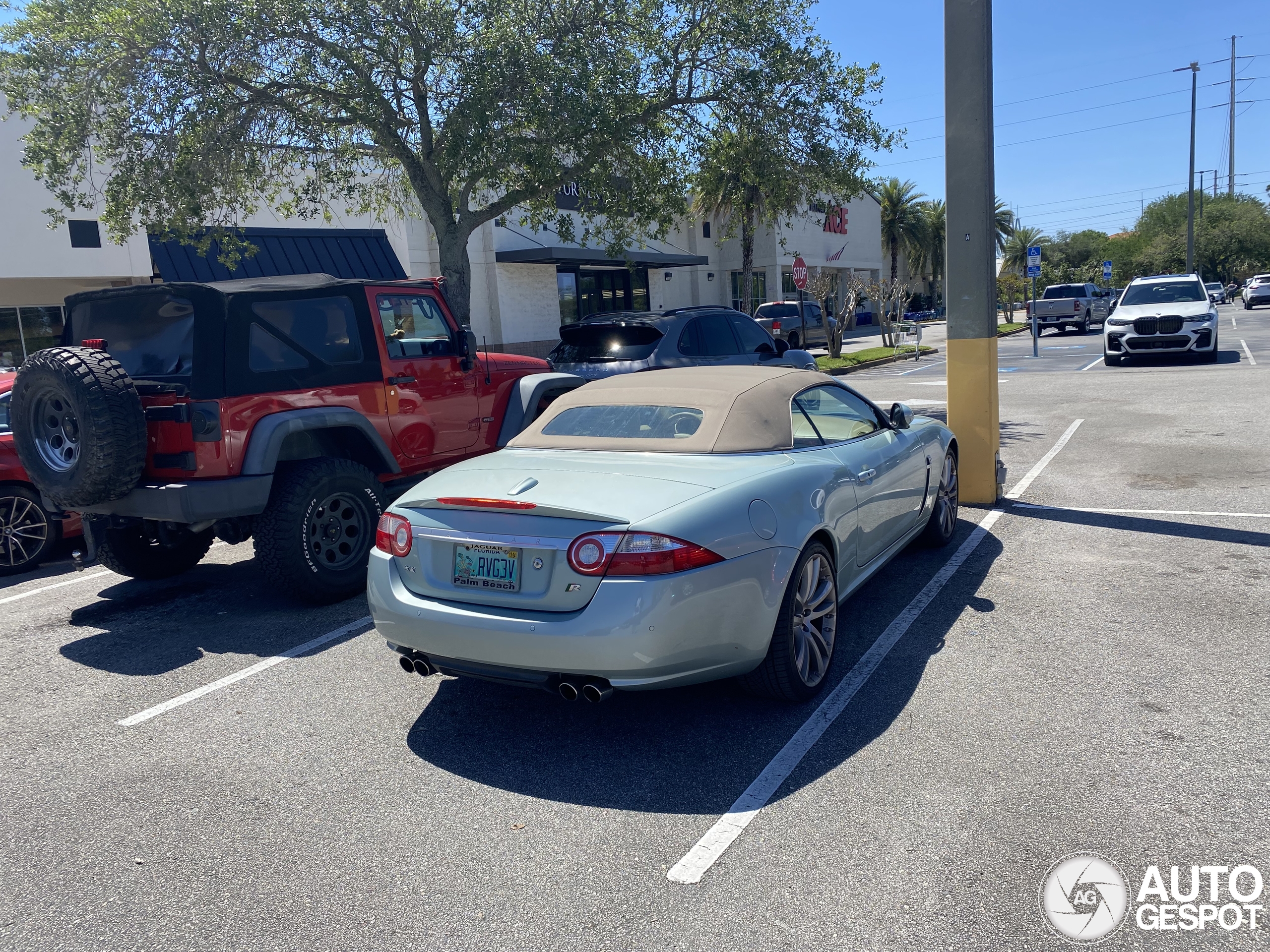 Jaguar XKR Convertible 2006