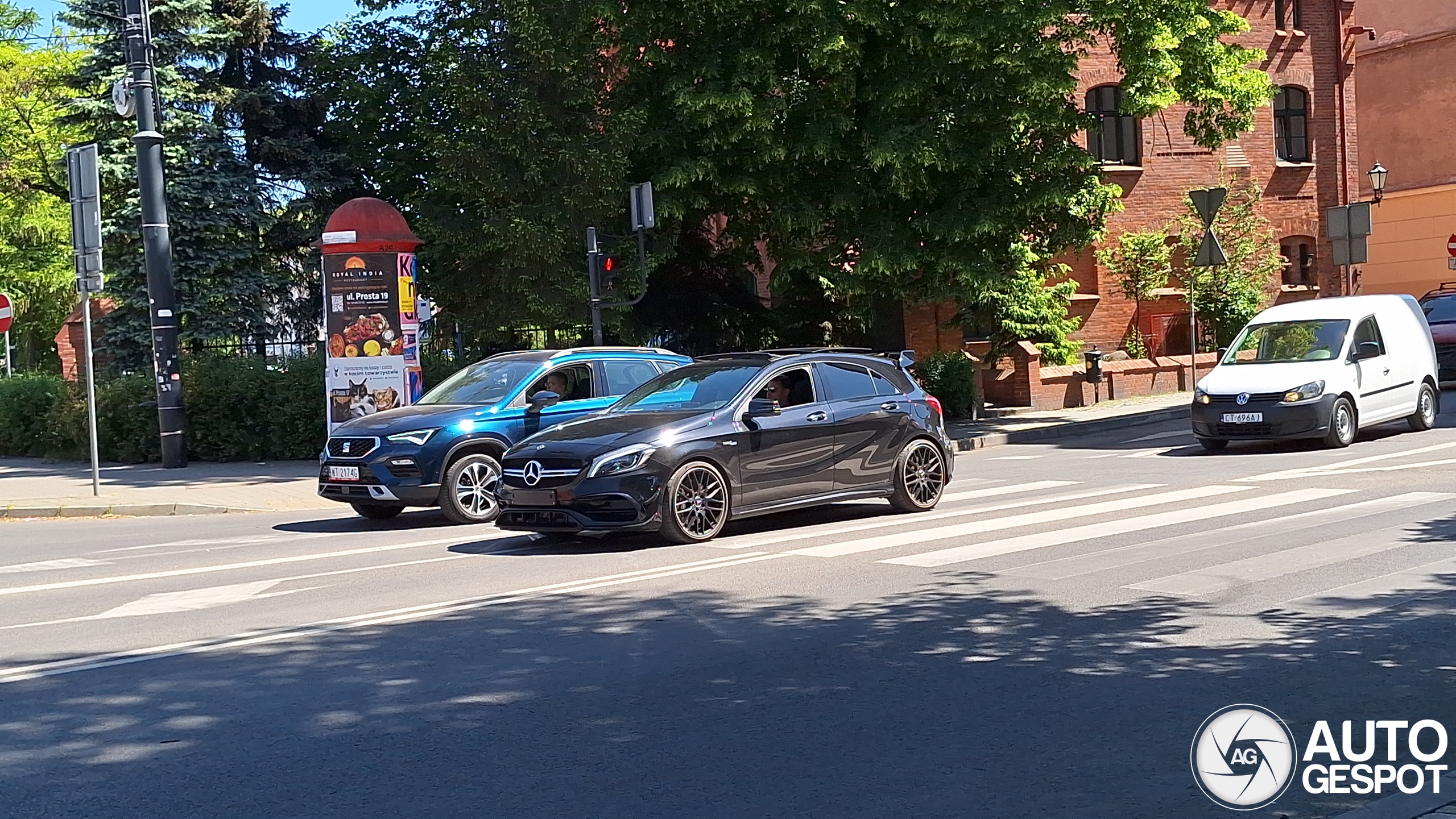 Mercedes-AMG A 45 W176 2015