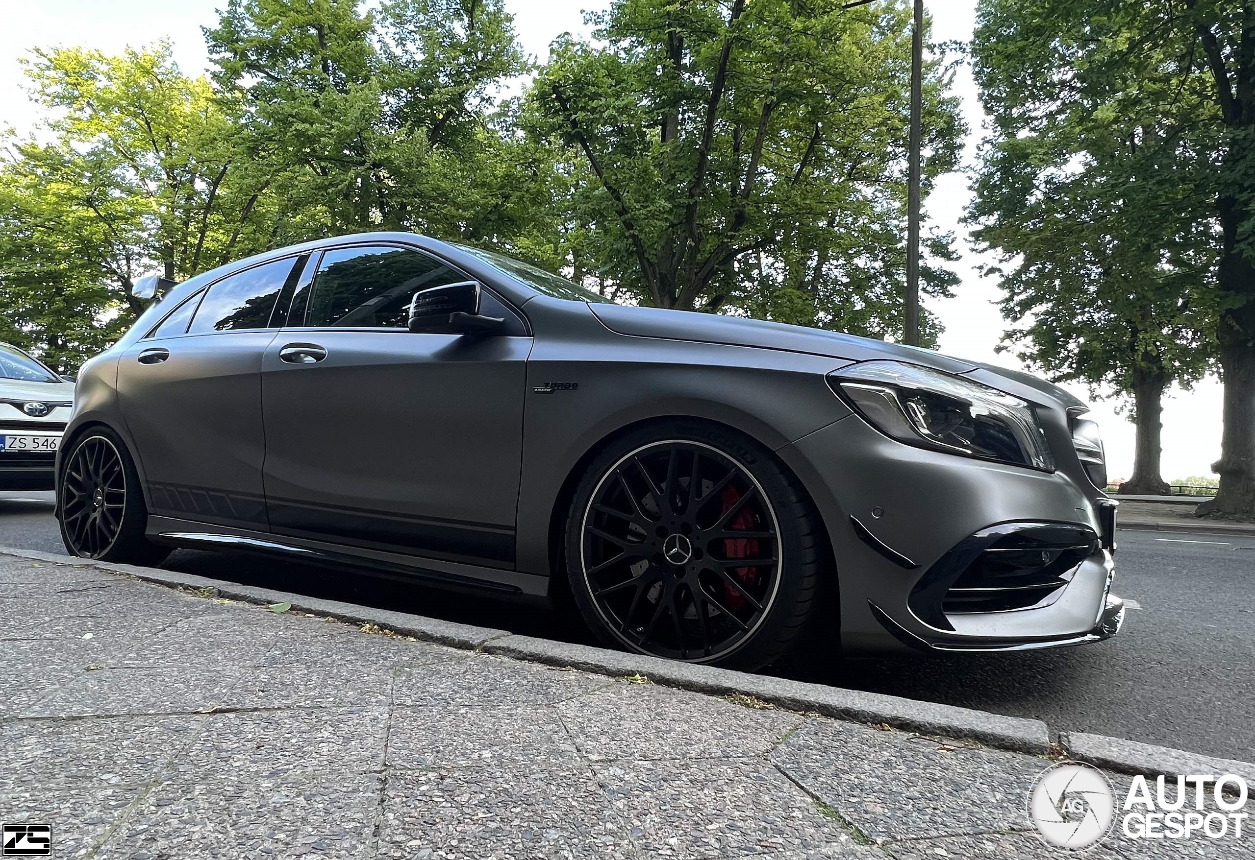 Mercedes-AMG A 45 W176 2015