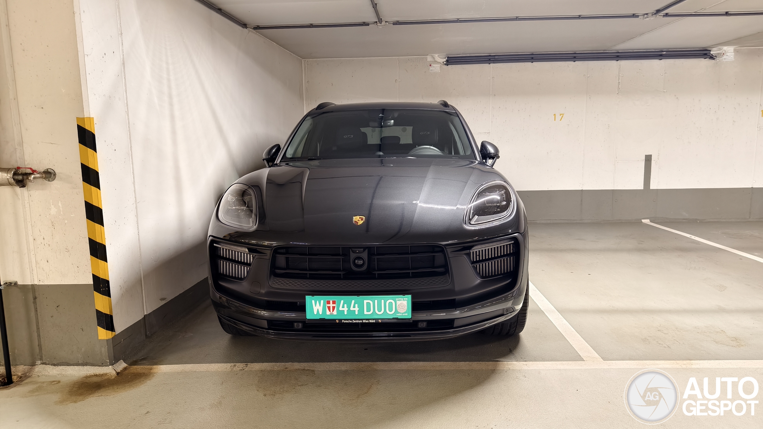 Porsche 95B Macan GTS MkIII