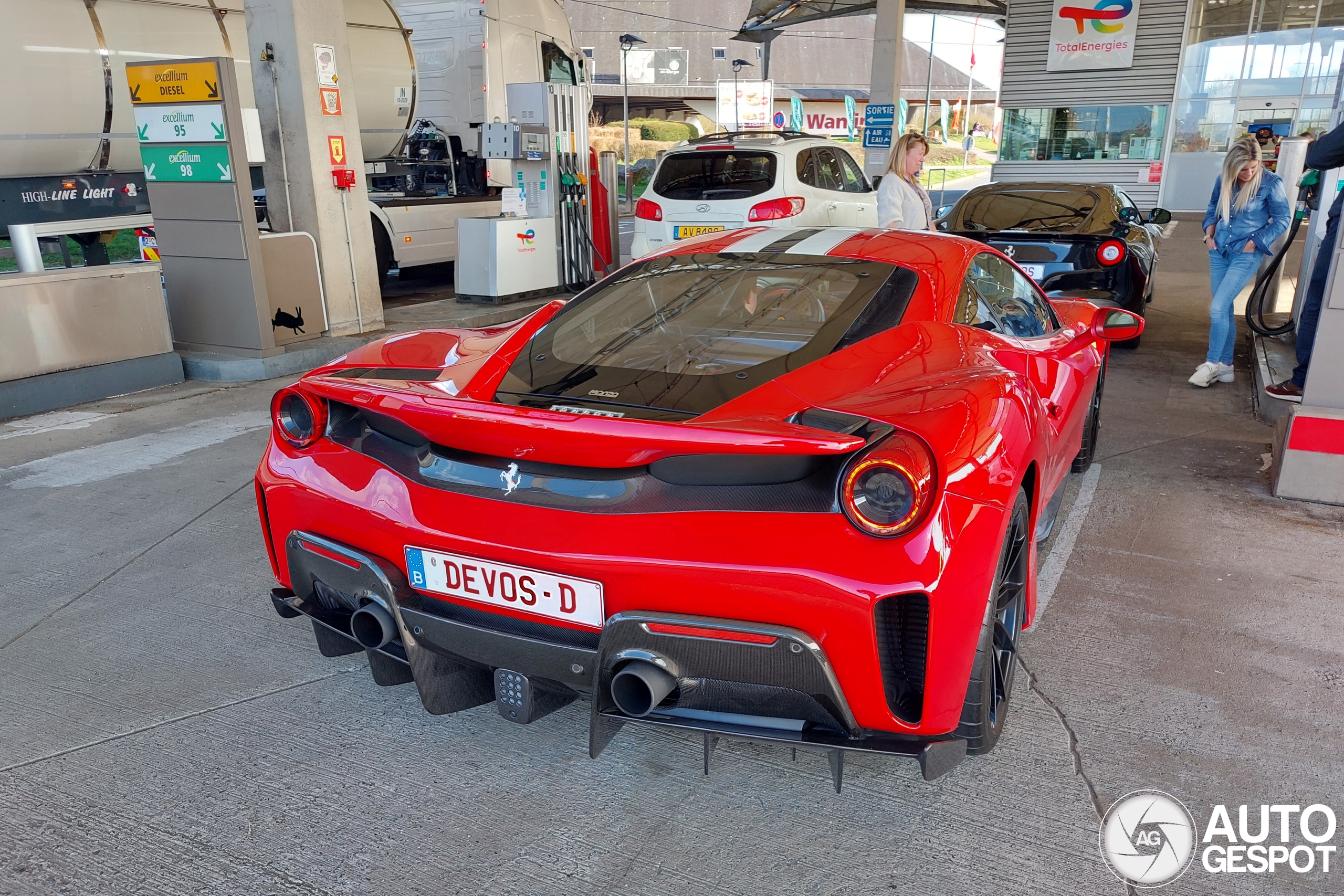 Ferrari 488 Pista