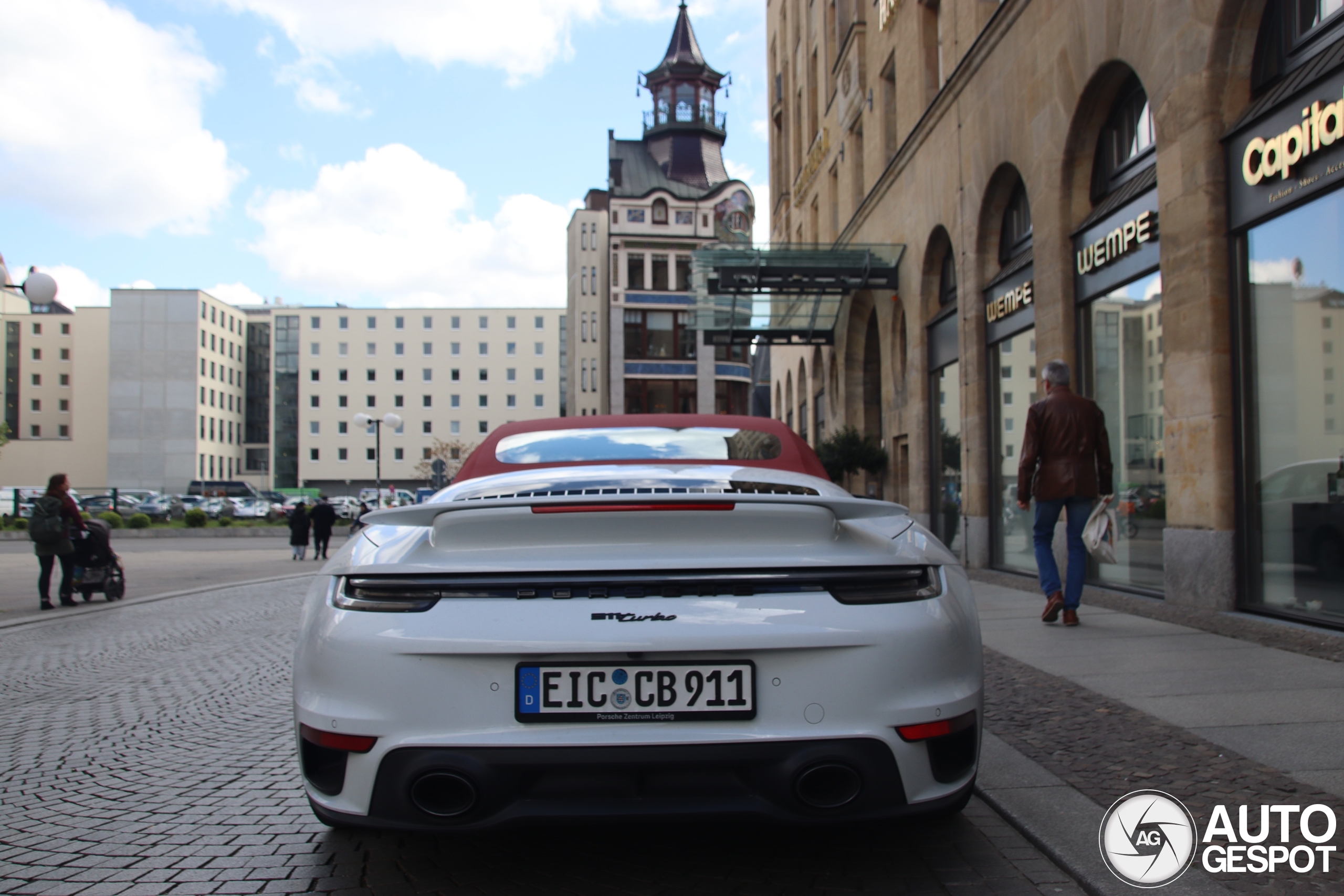 Porsche 992 Turbo Cabriolet