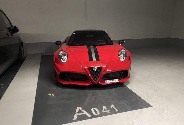 Alfa Romeo 4C Coupé Competizione