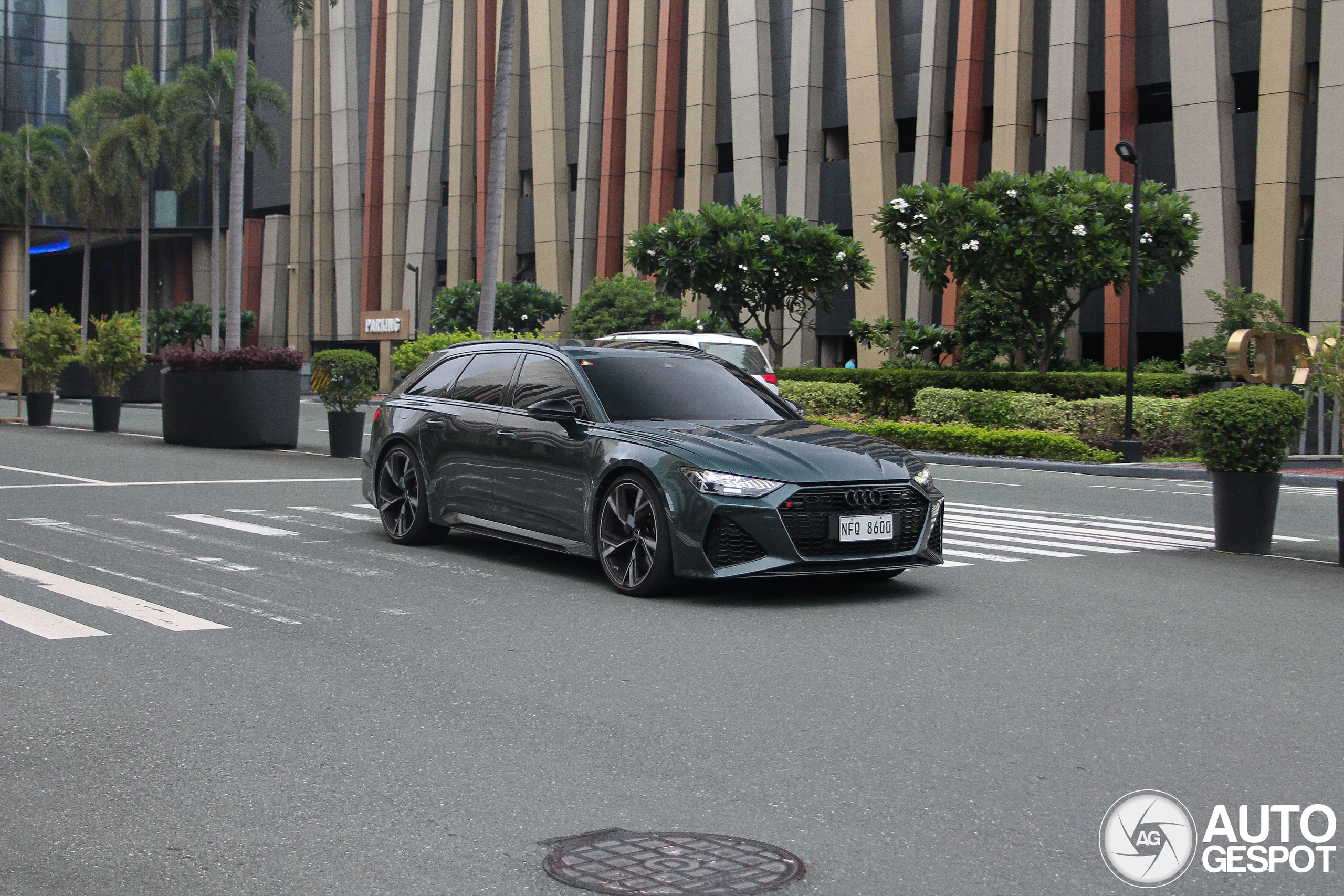 Audi RS6 Avant C8