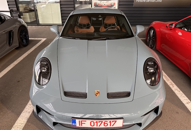 Porsche 992 S/T