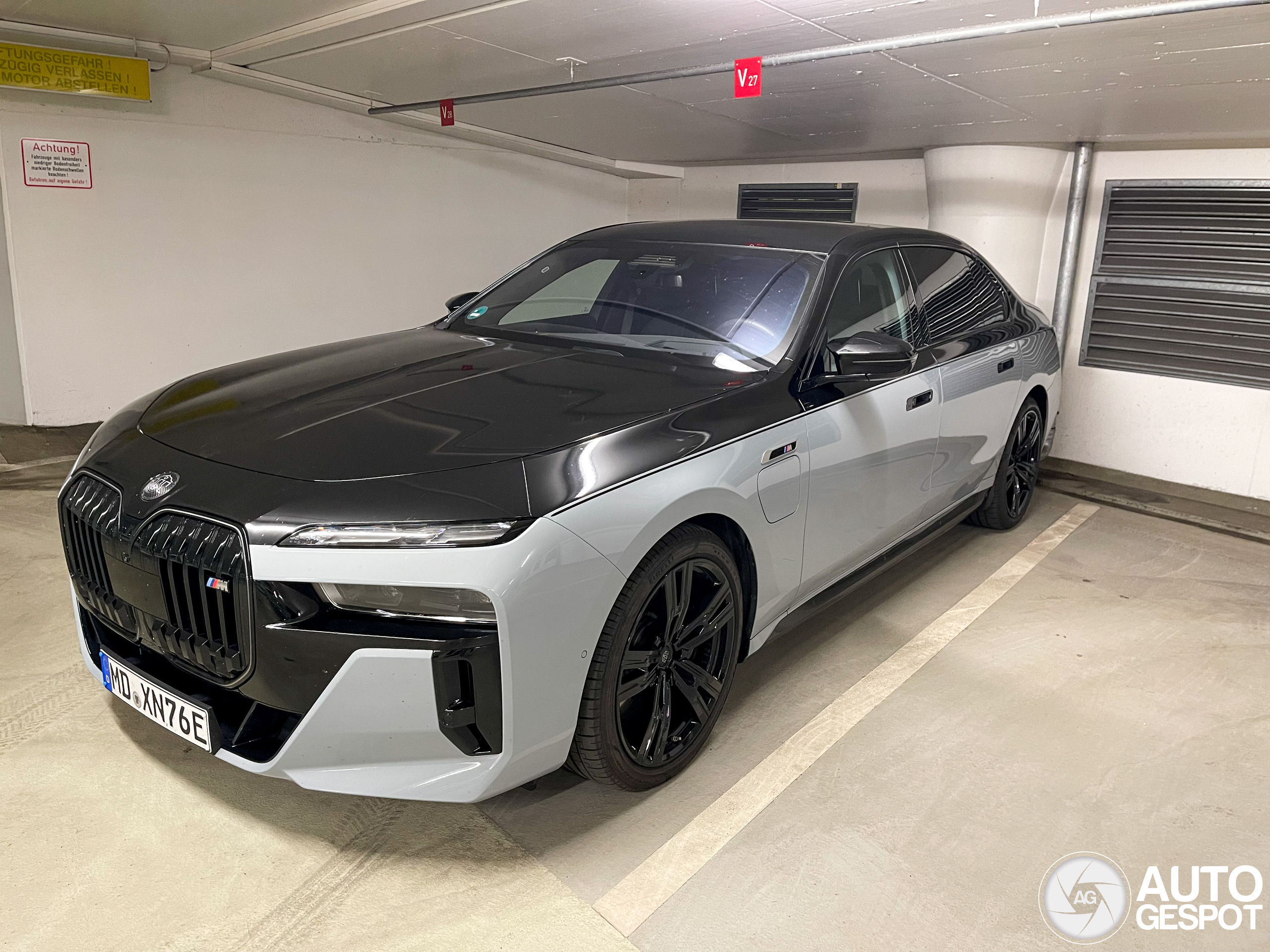 BMW M760e xDrive