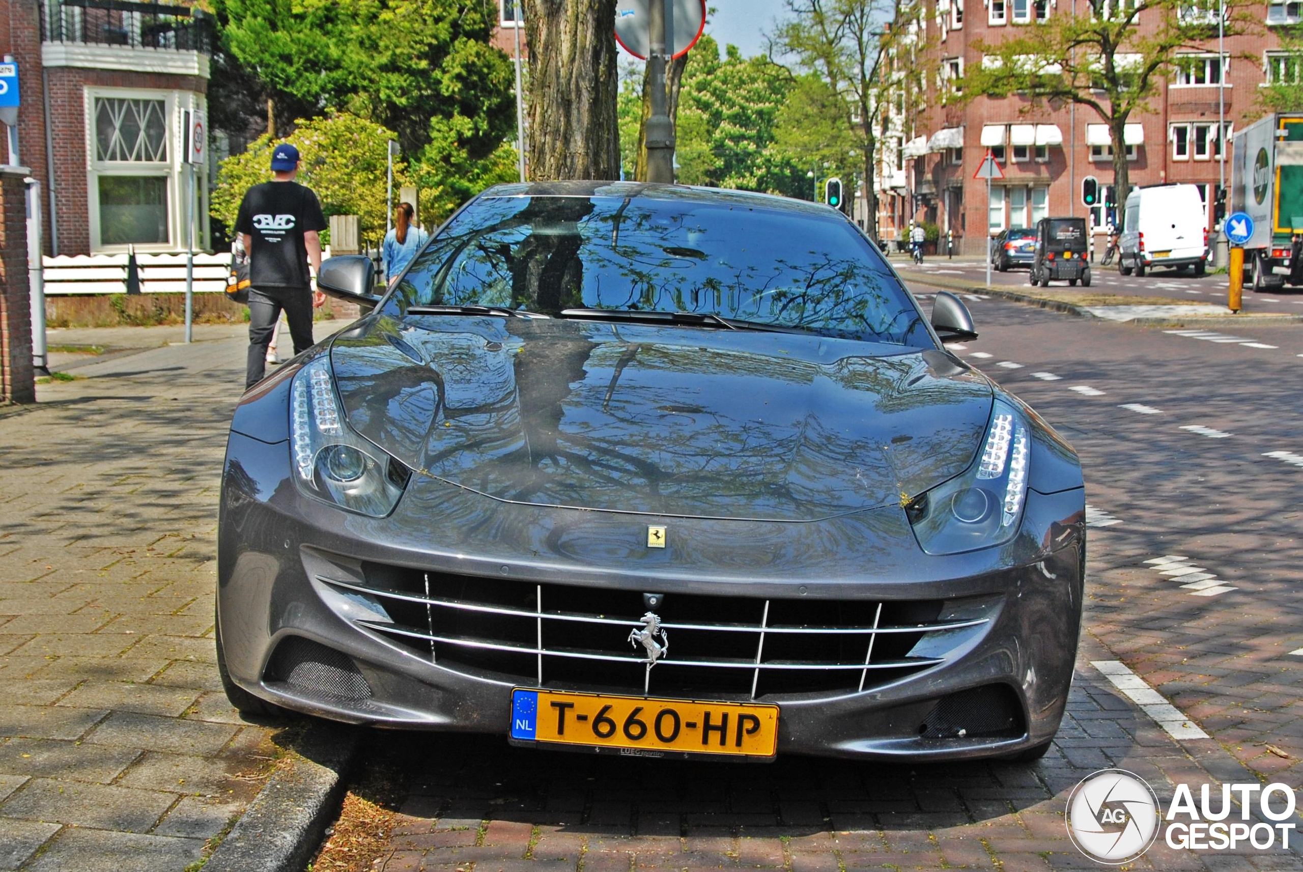 Ferrari FF