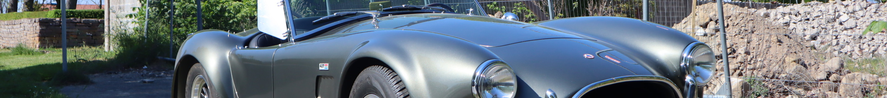 AC Cobra 427