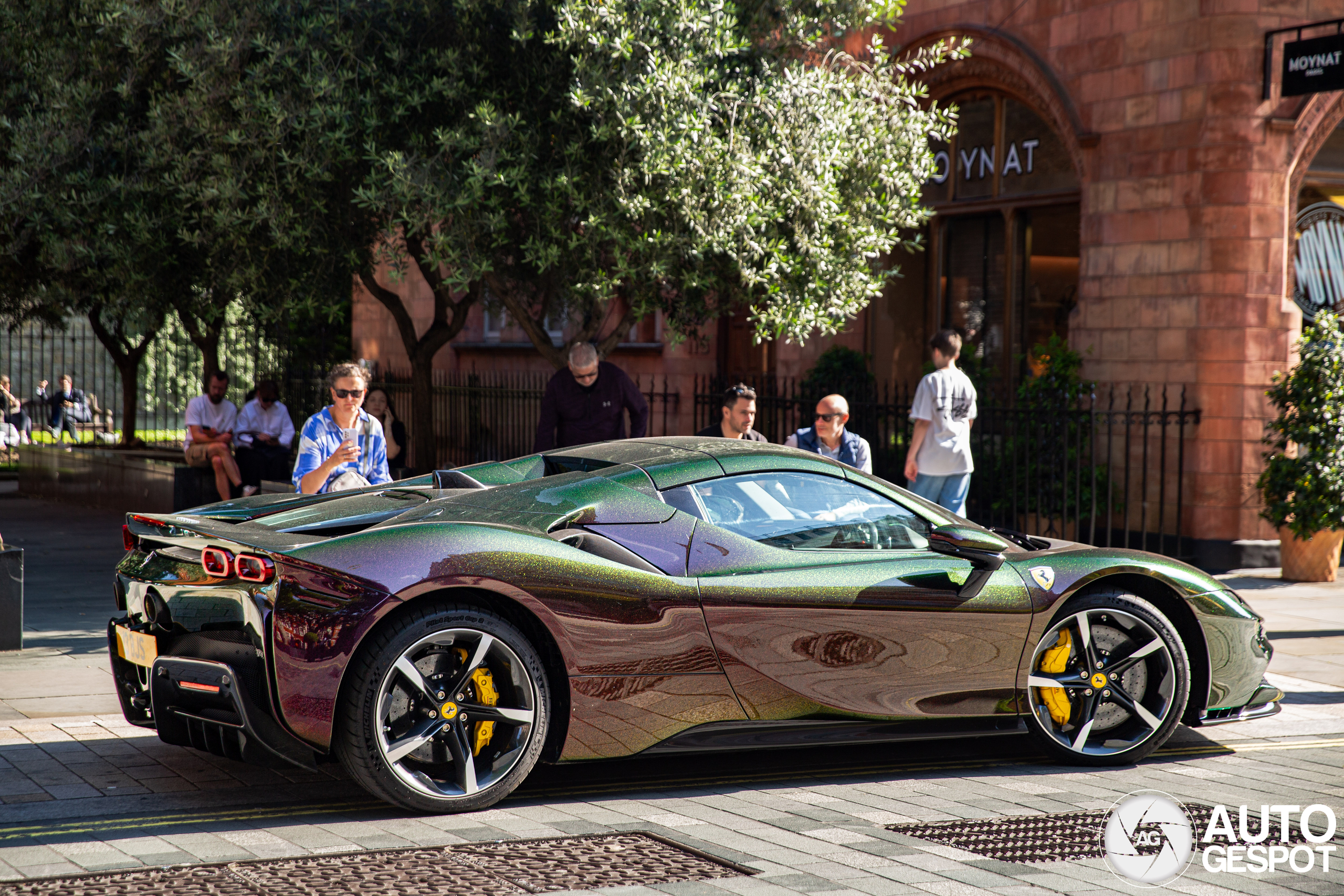 Ferrari SF90 Spider