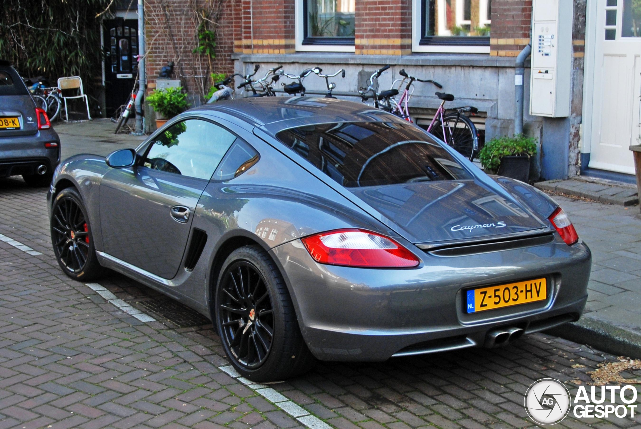 Porsche 987 Cayman S