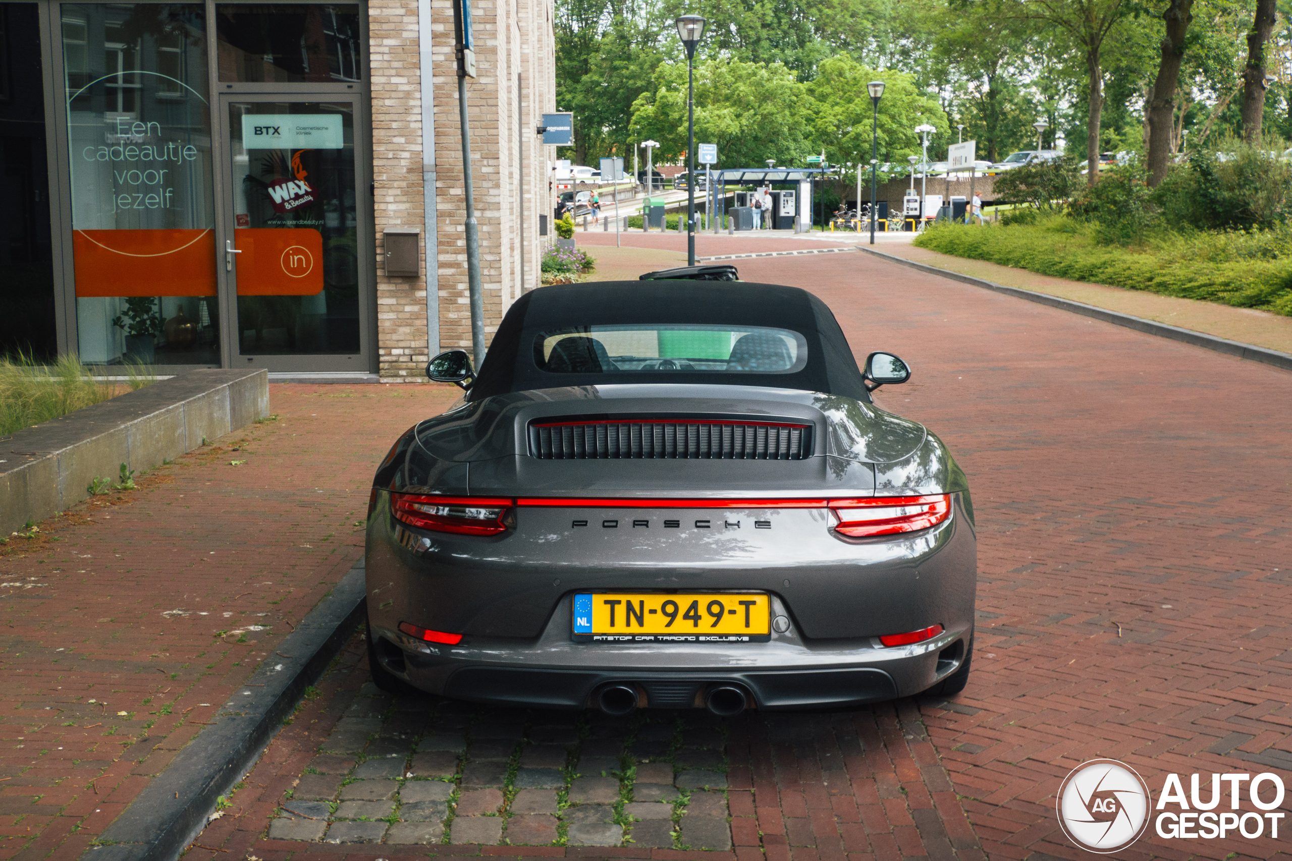 Porsche 991 Carrera 4S Cabriolet MkII