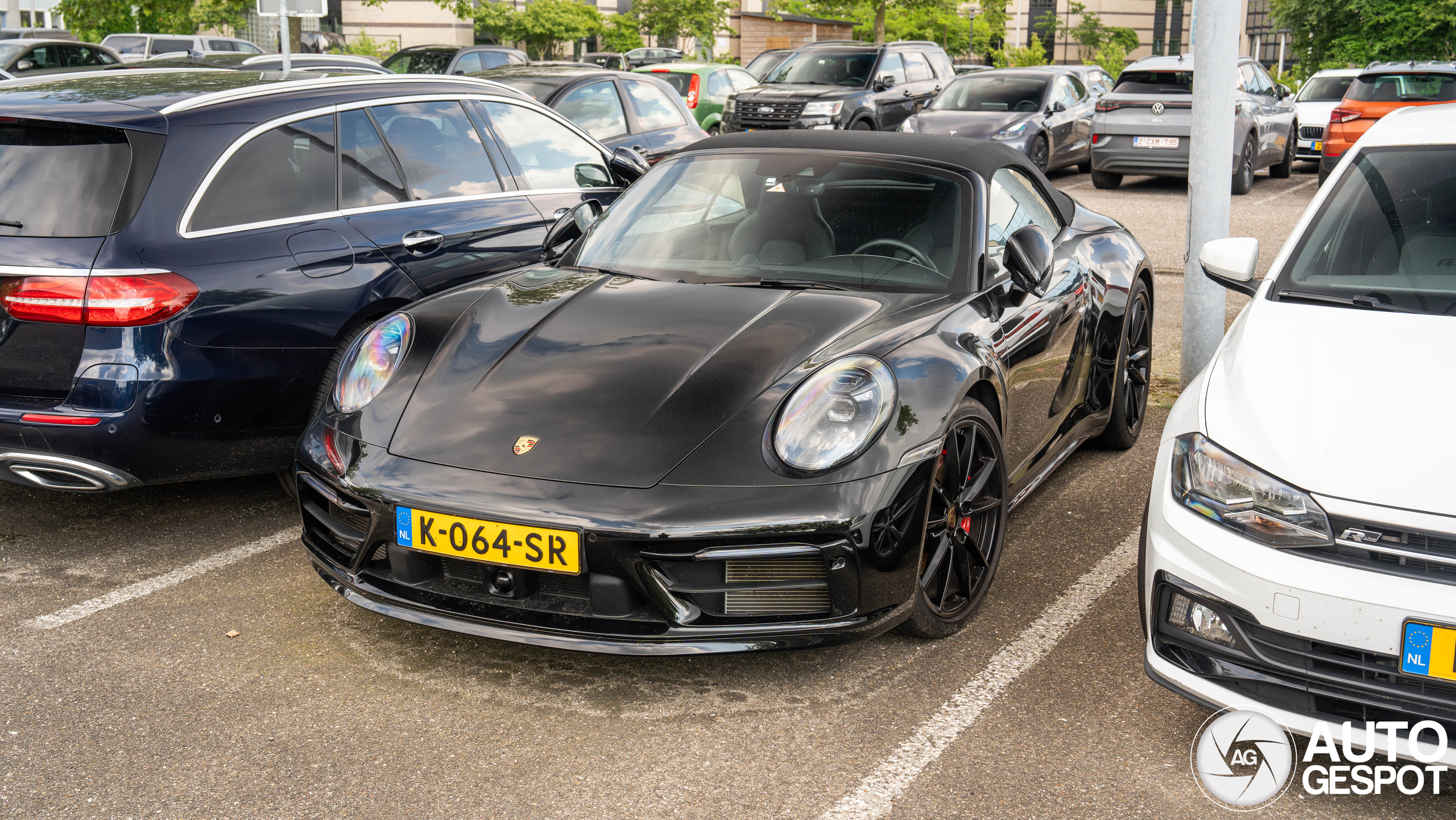 Porsche 992 Carrera 4S Cabriolet