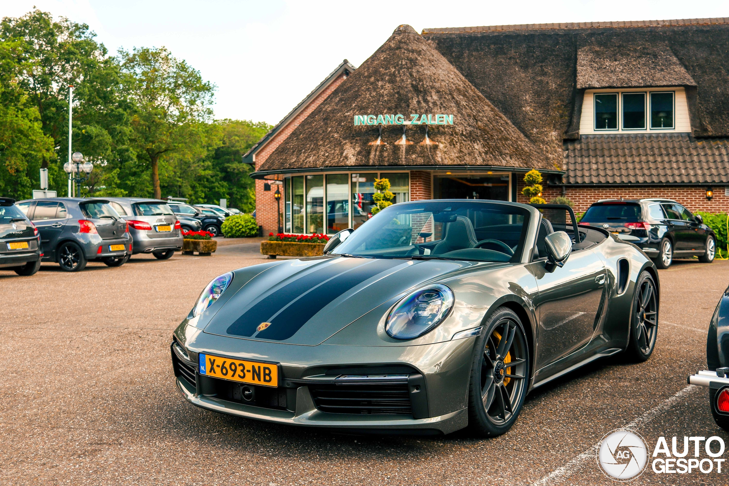 Porsche 992 Turbo S Cabriolet