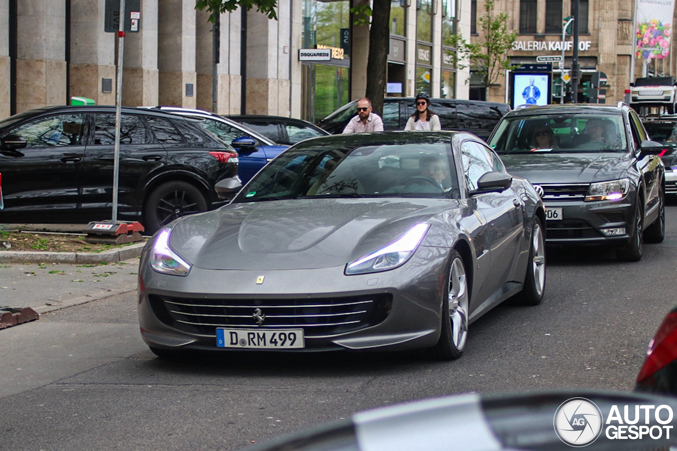 Ferrari GTC4Lusso