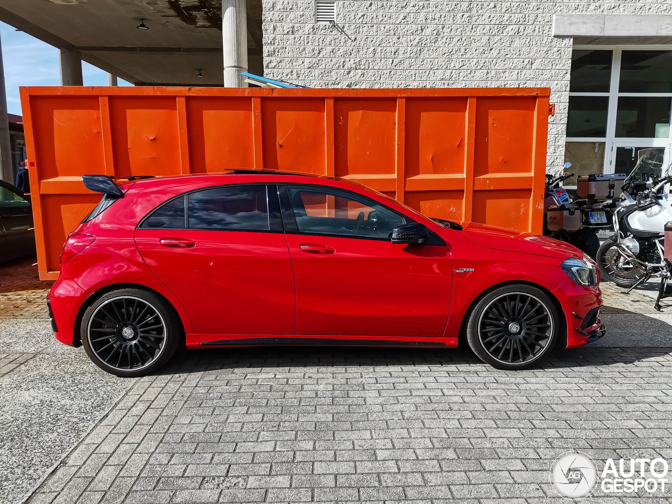 Mercedes-Benz A 45 AMG