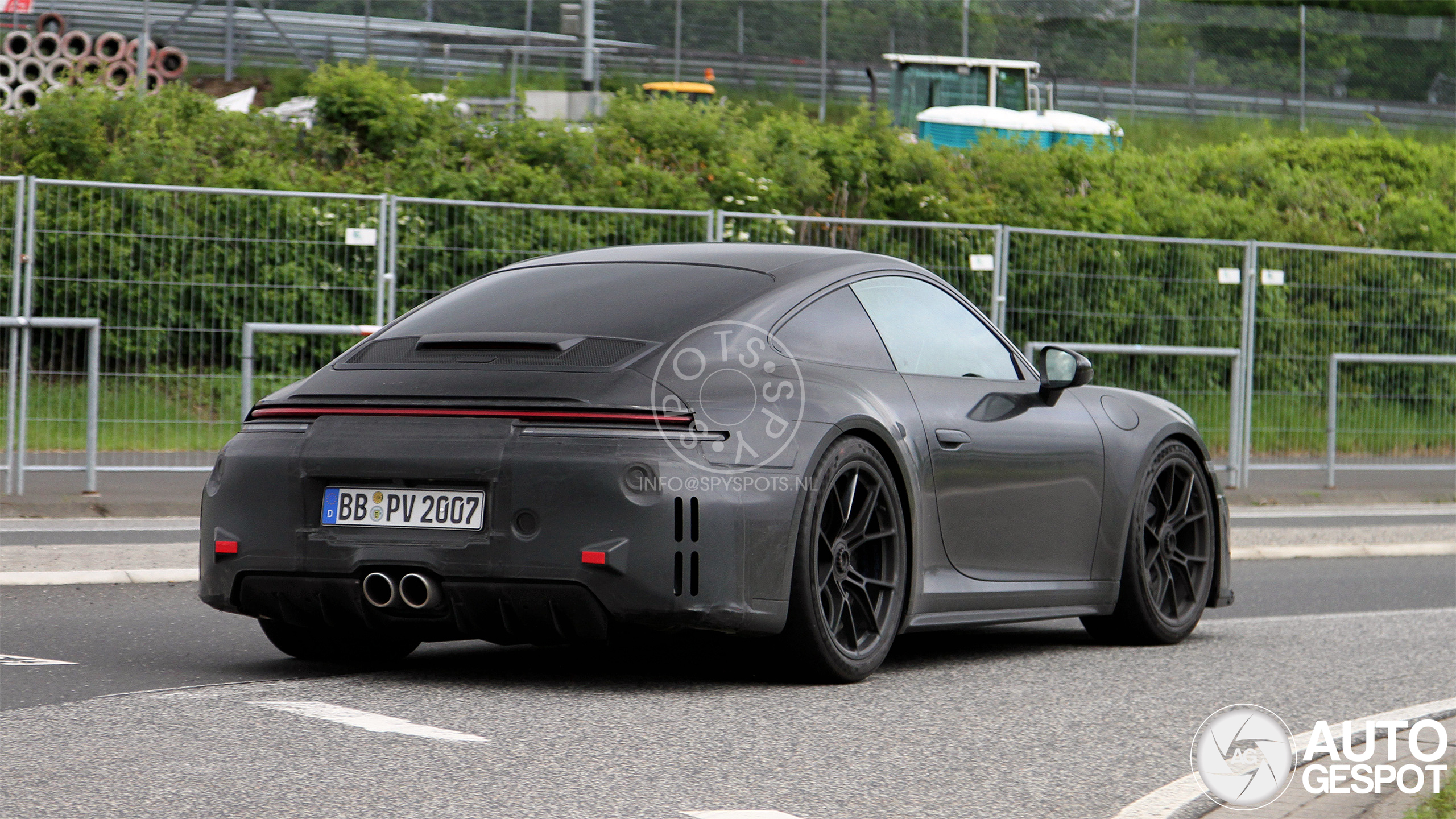 Porsche 992 GT3 Touring MkII