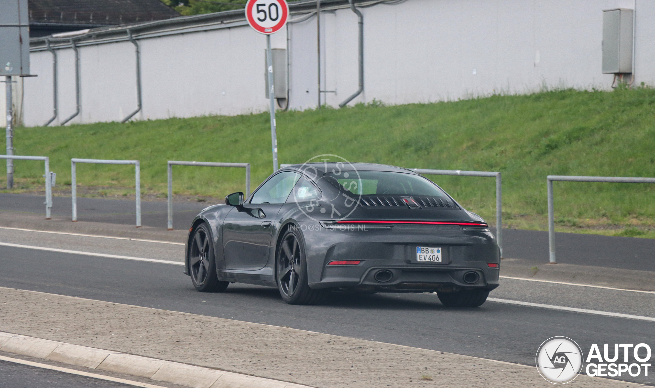 Porsche 992 Carrera 4S MkII