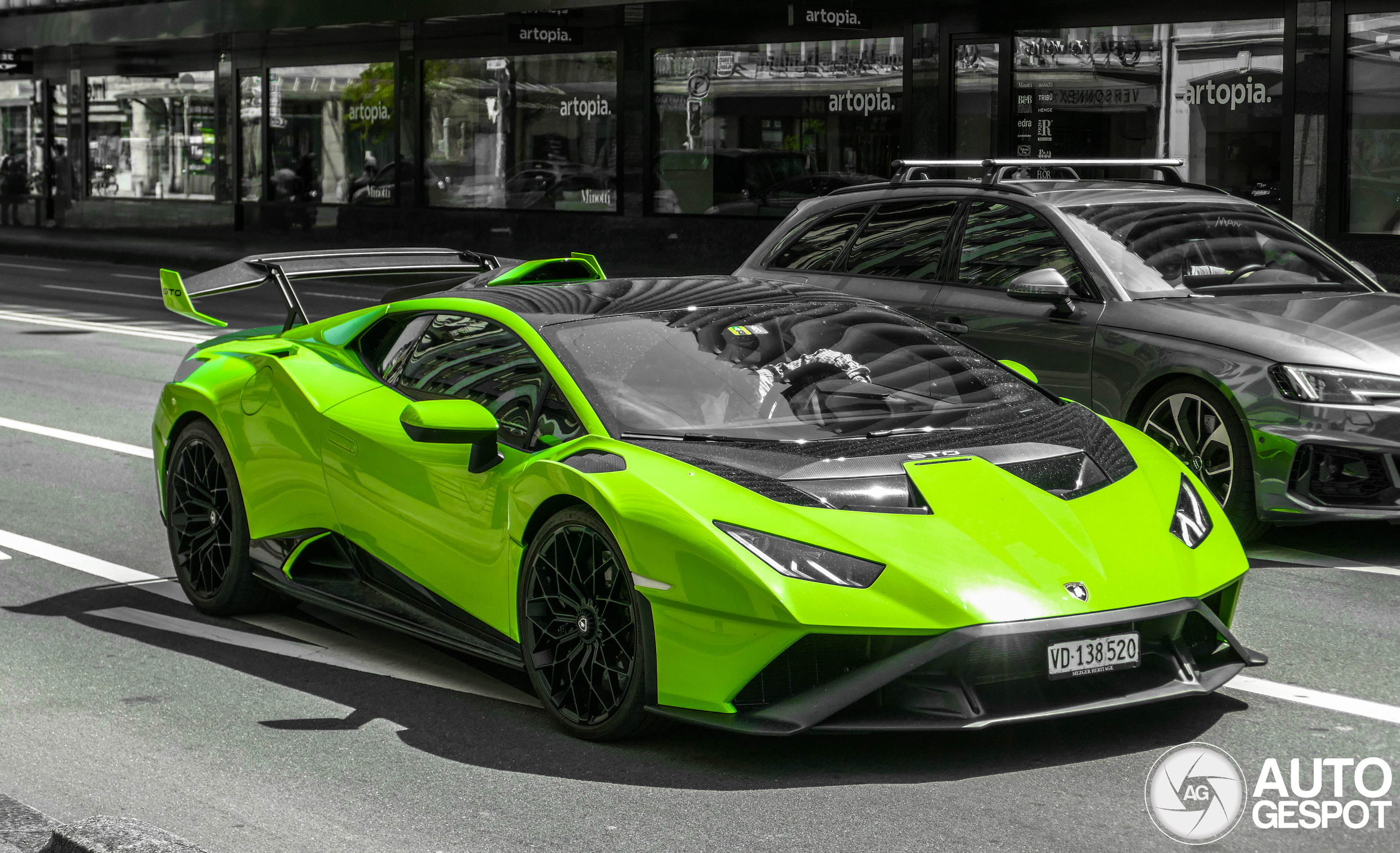 Lamborghini Huracán LP640-2 STO