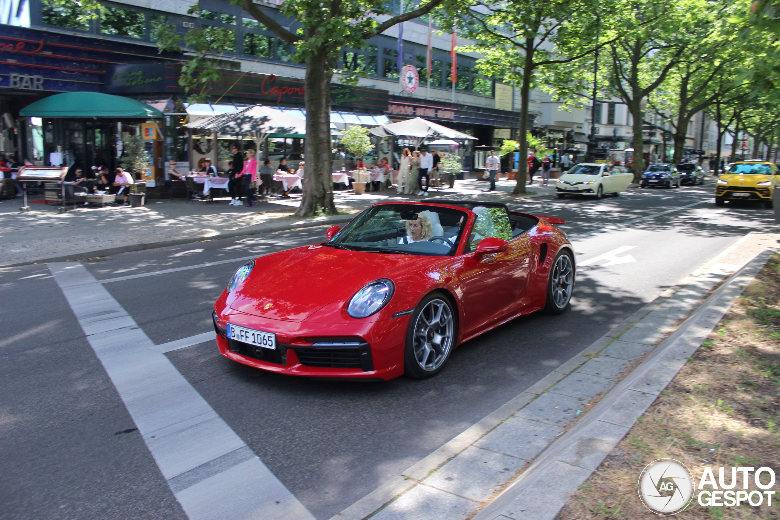 Porsche 992 Turbo S Cabriolet