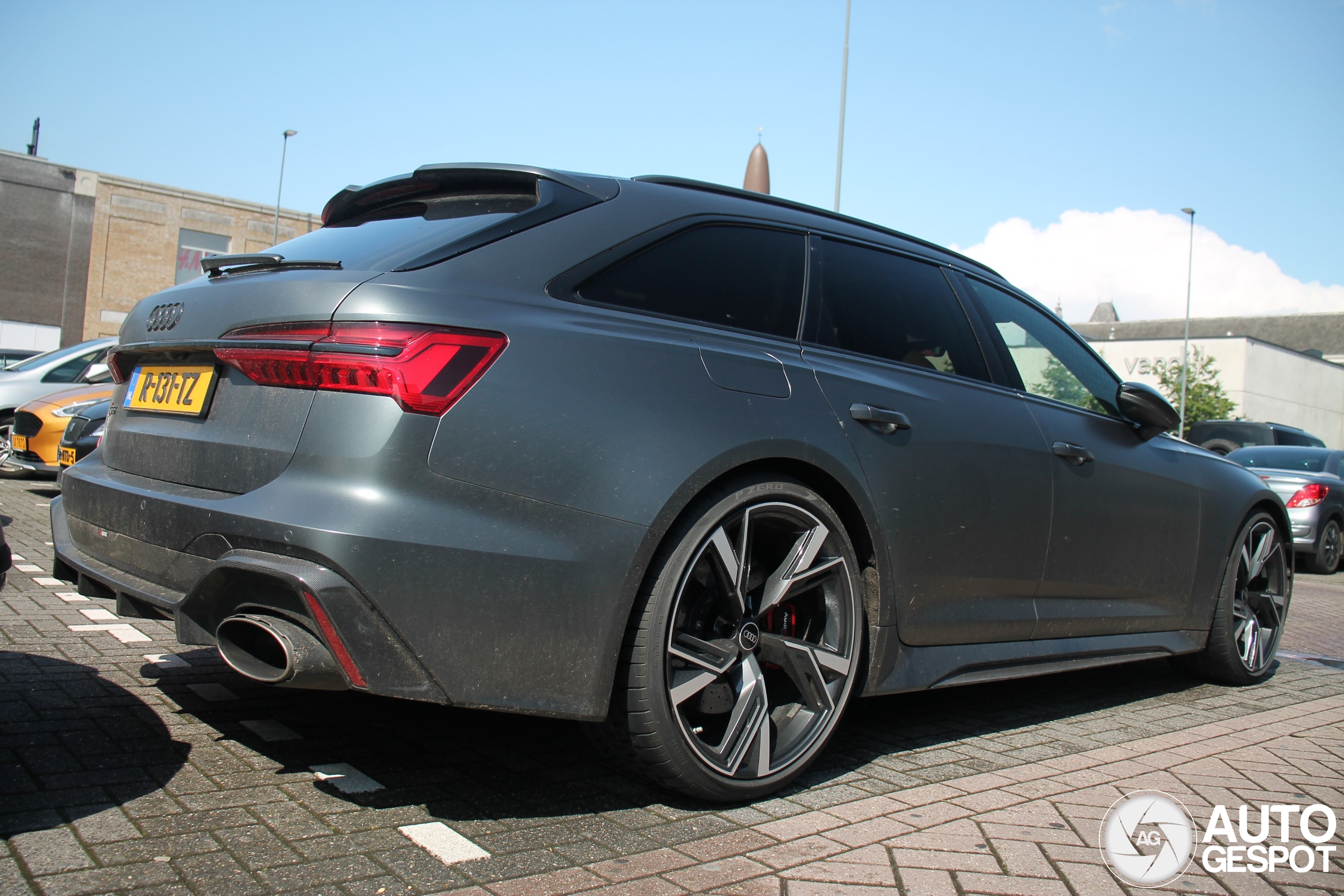 Audi RS6 Avant C8