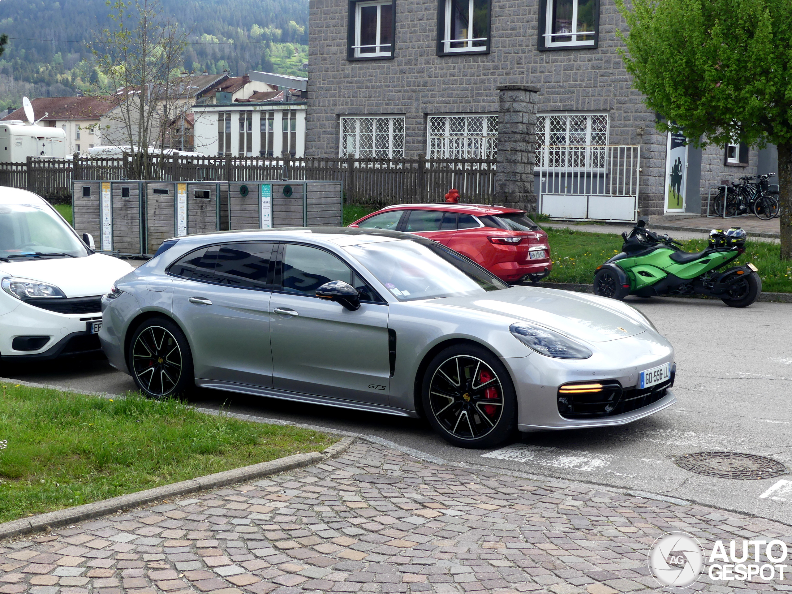 Porsche 971 Panamera GTS Sport Turismo