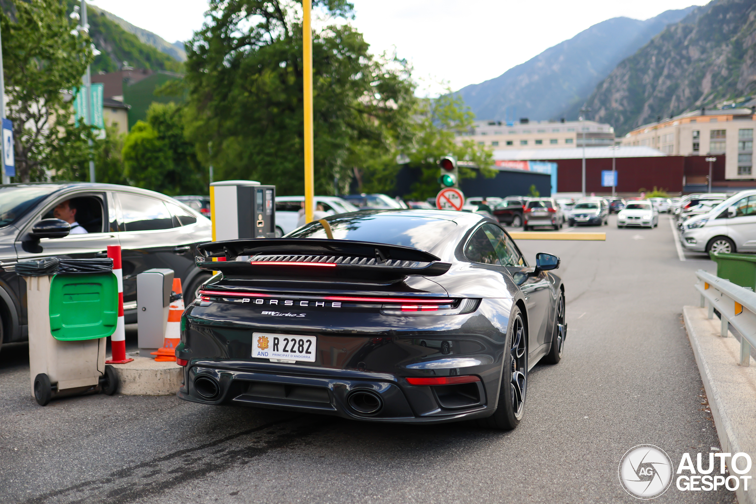 Porsche 992 Turbo S