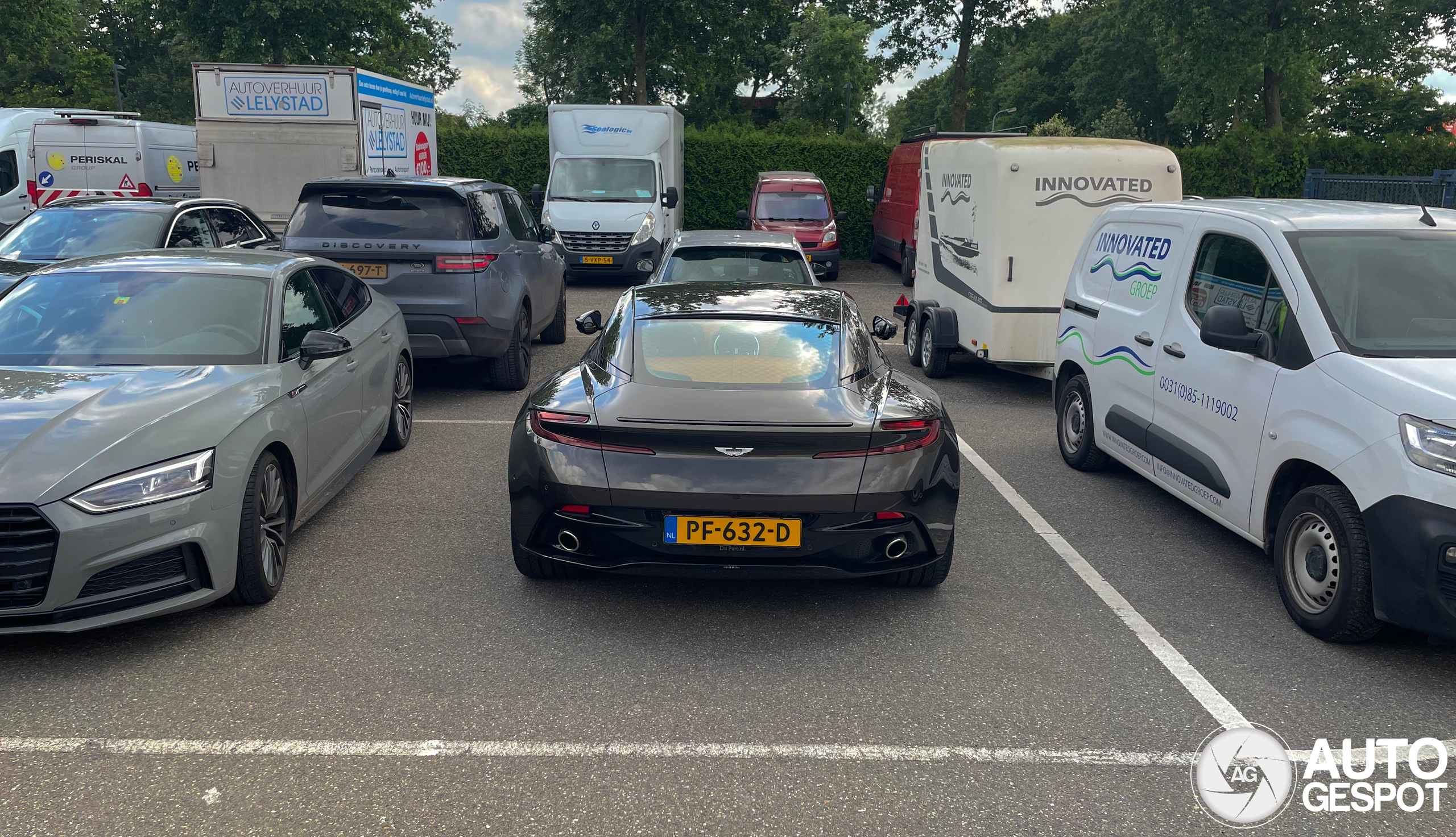 Aston Martin DB11 Launch Edition