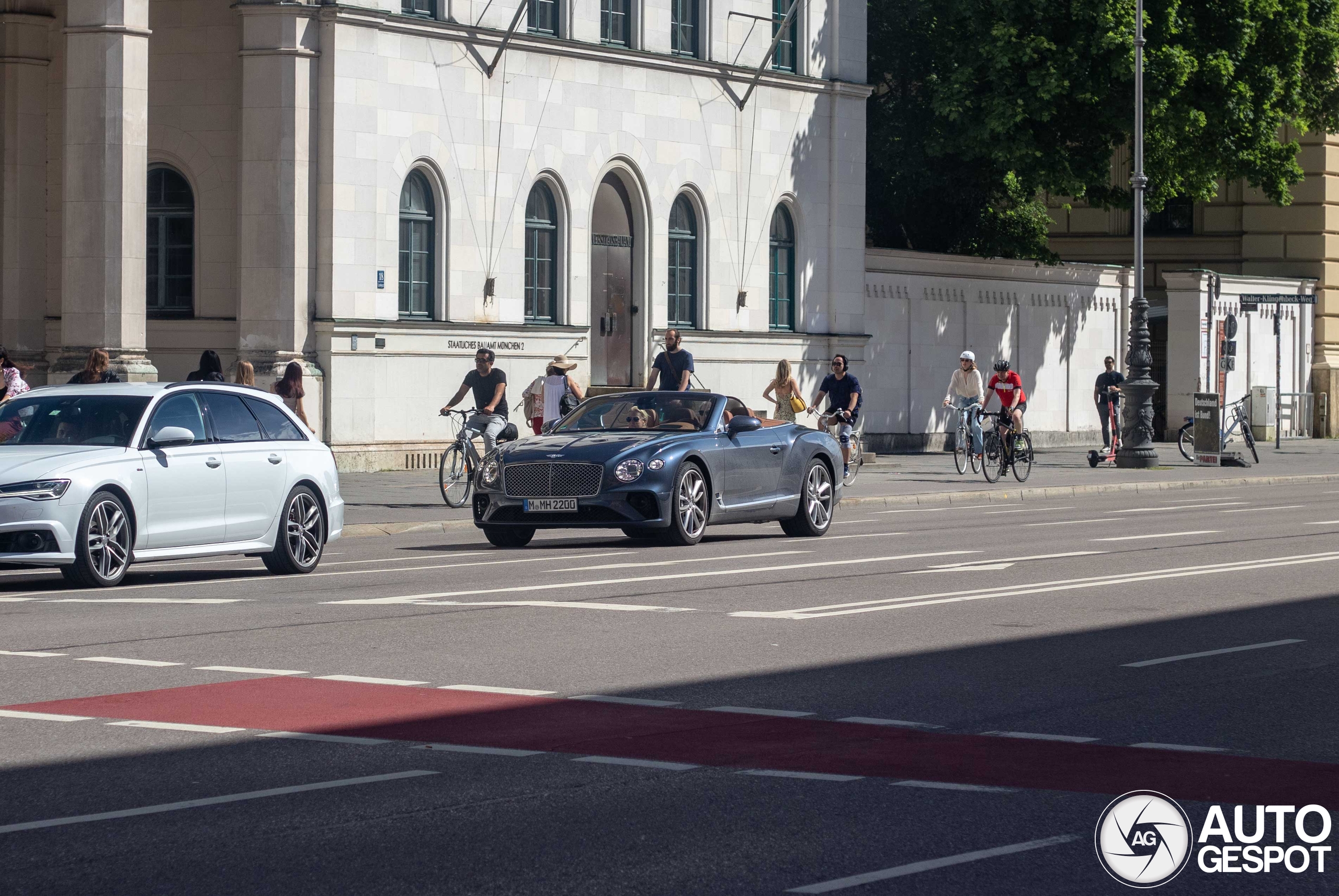 Bentley Continental GTC V8 2020