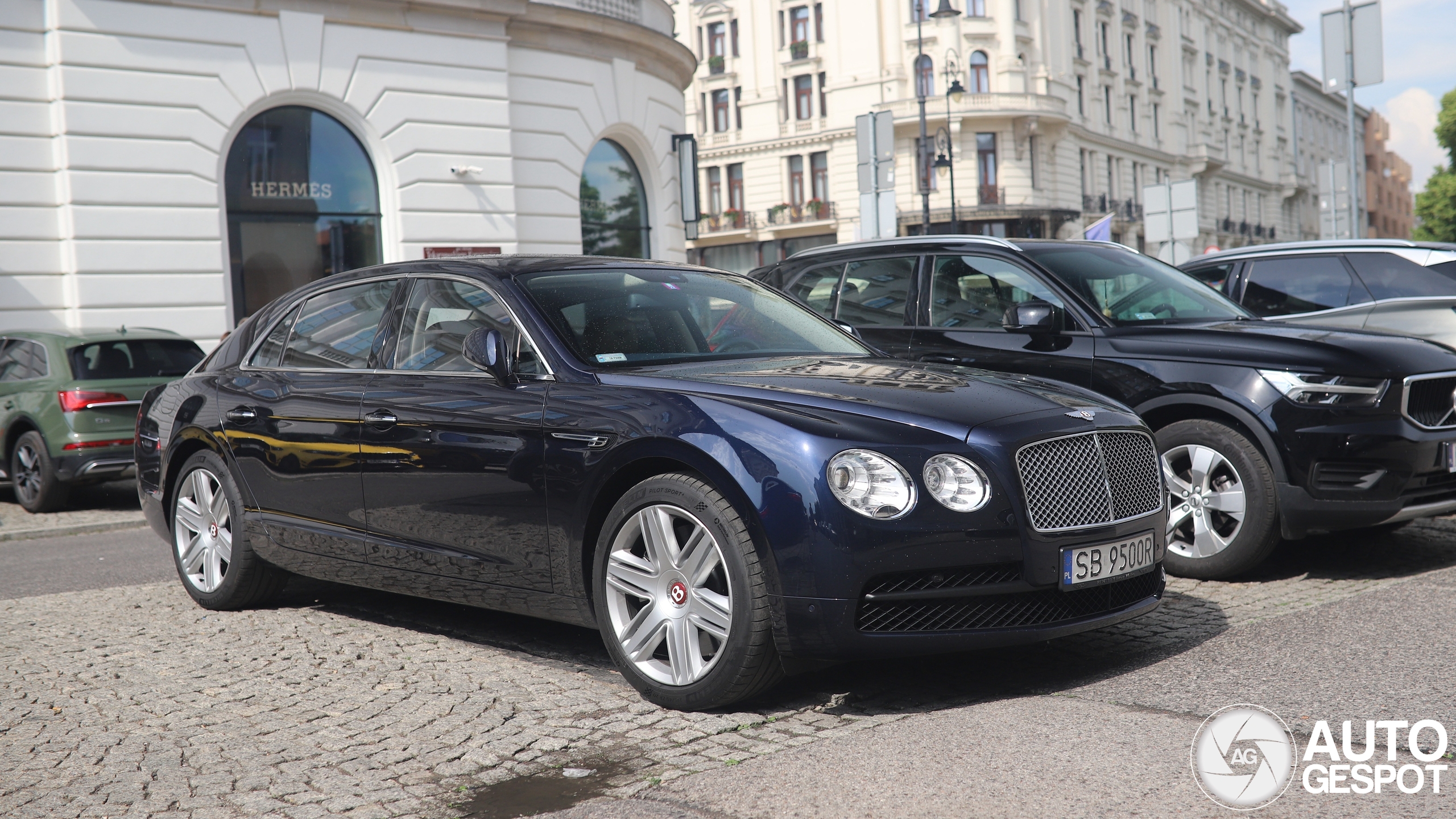 Bentley Flying Spur V8