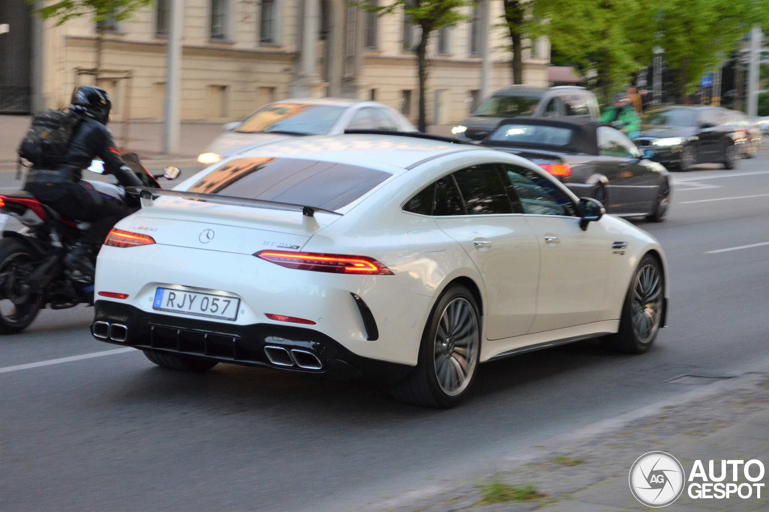 Mercedes-AMG GT 63 S X290