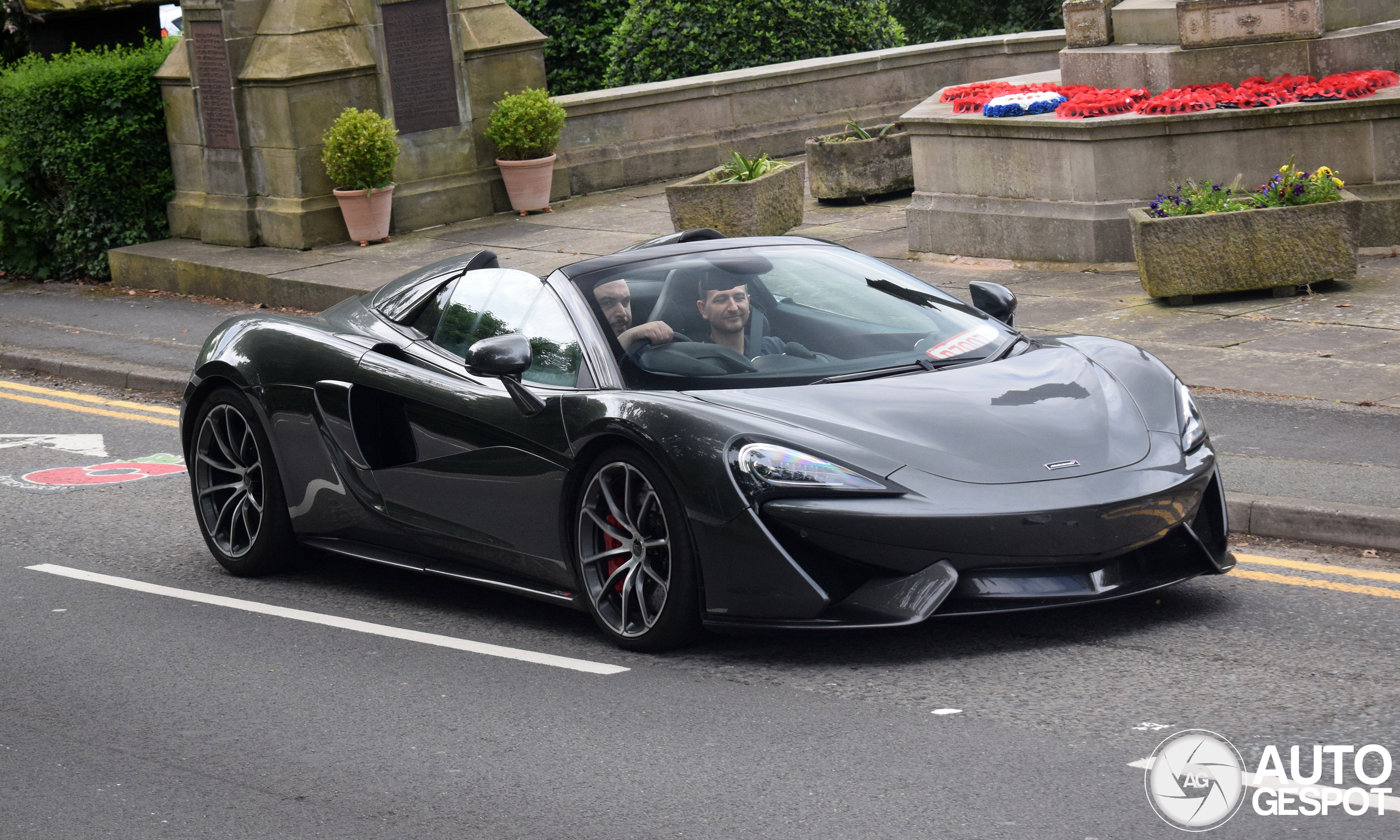 McLaren 570S Spider