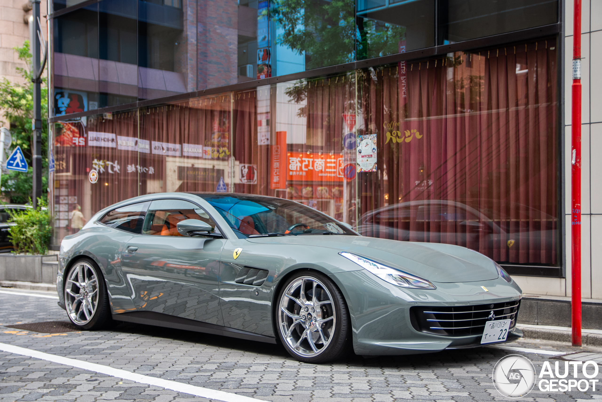 This GTC4 Lusso is Perfect
