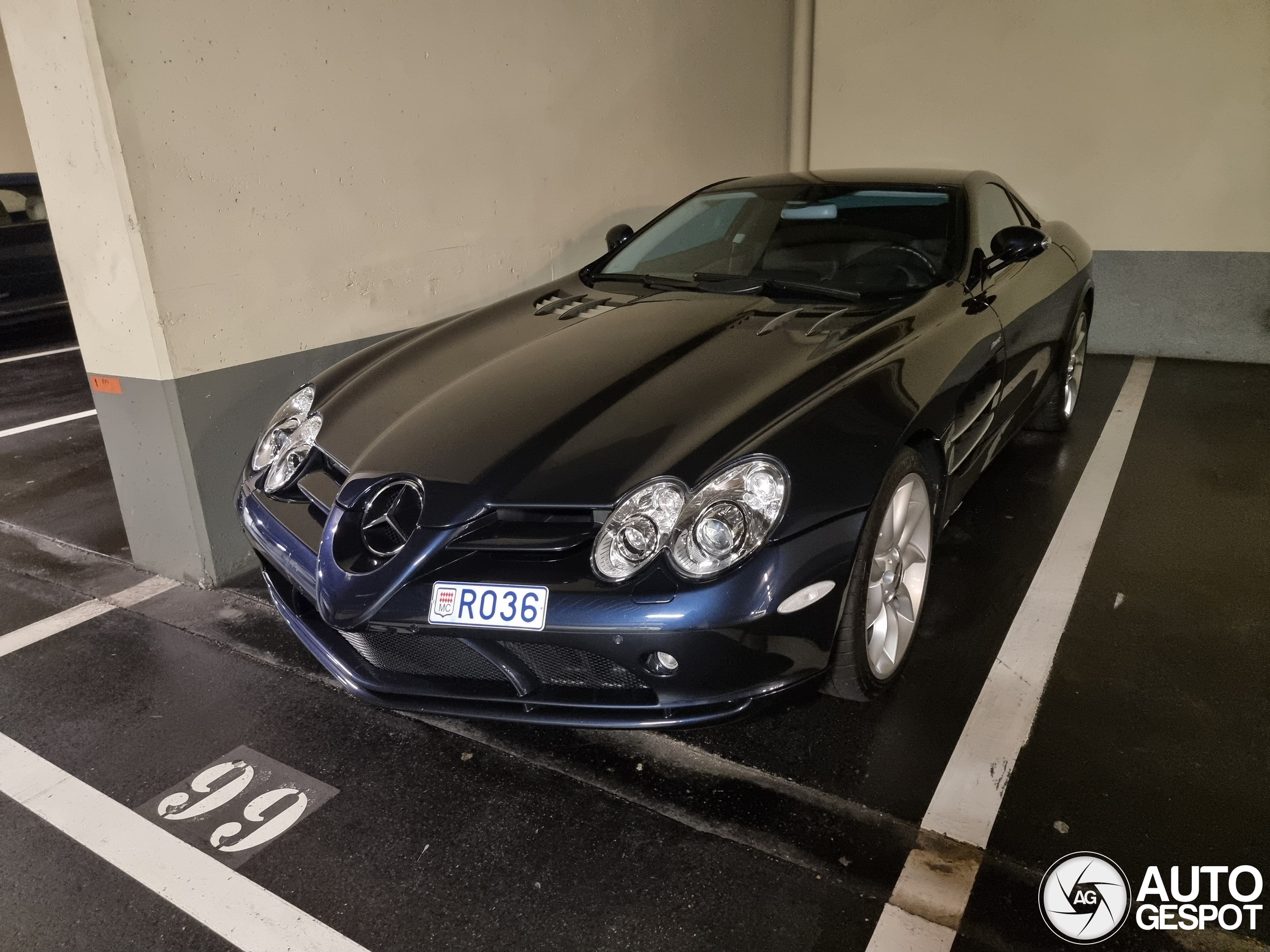 Mercedes-Benz SLR McLaren