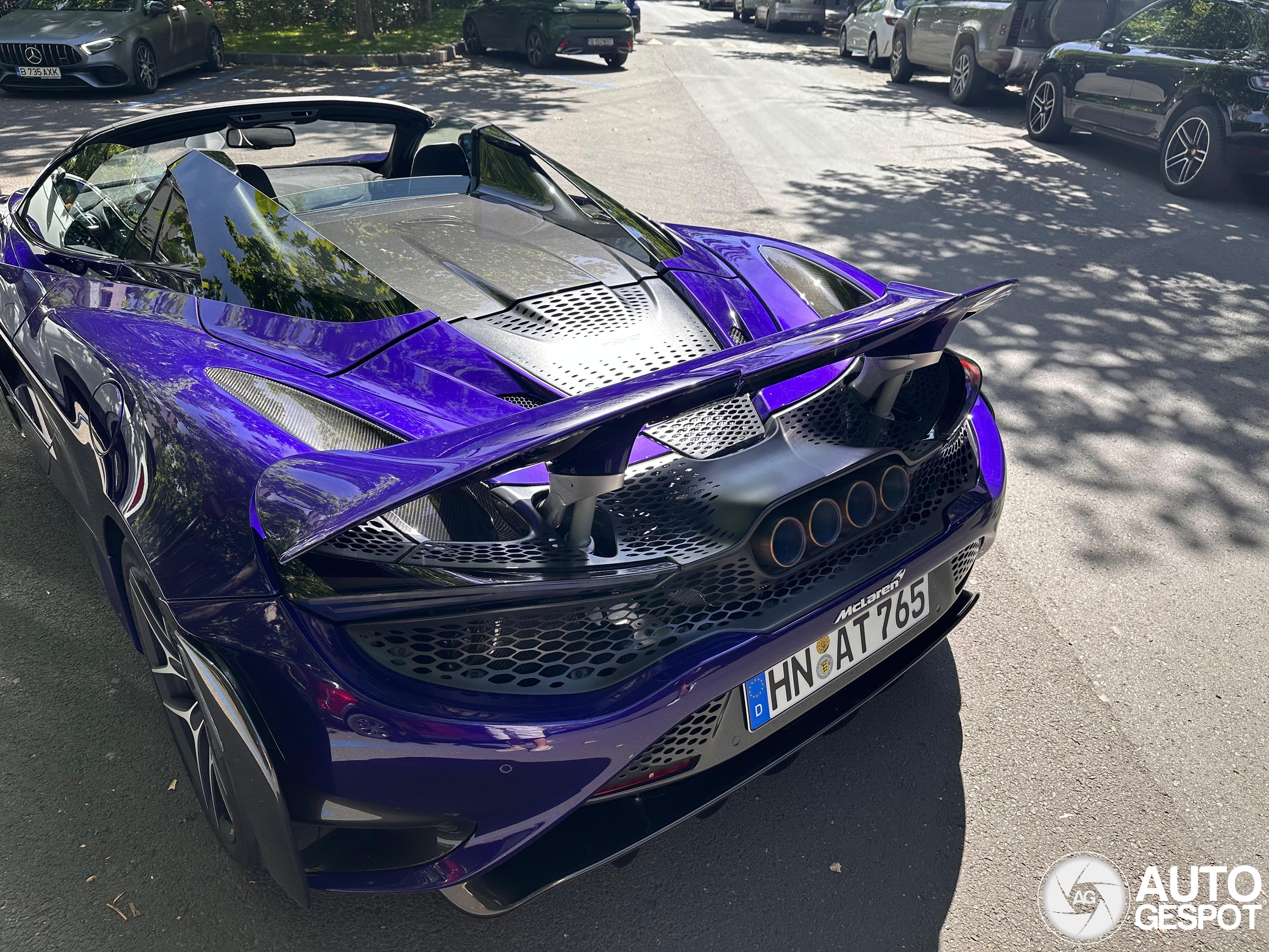 ソテツ ソリド 1/43 マクラーレン 765LT 2020 レッド