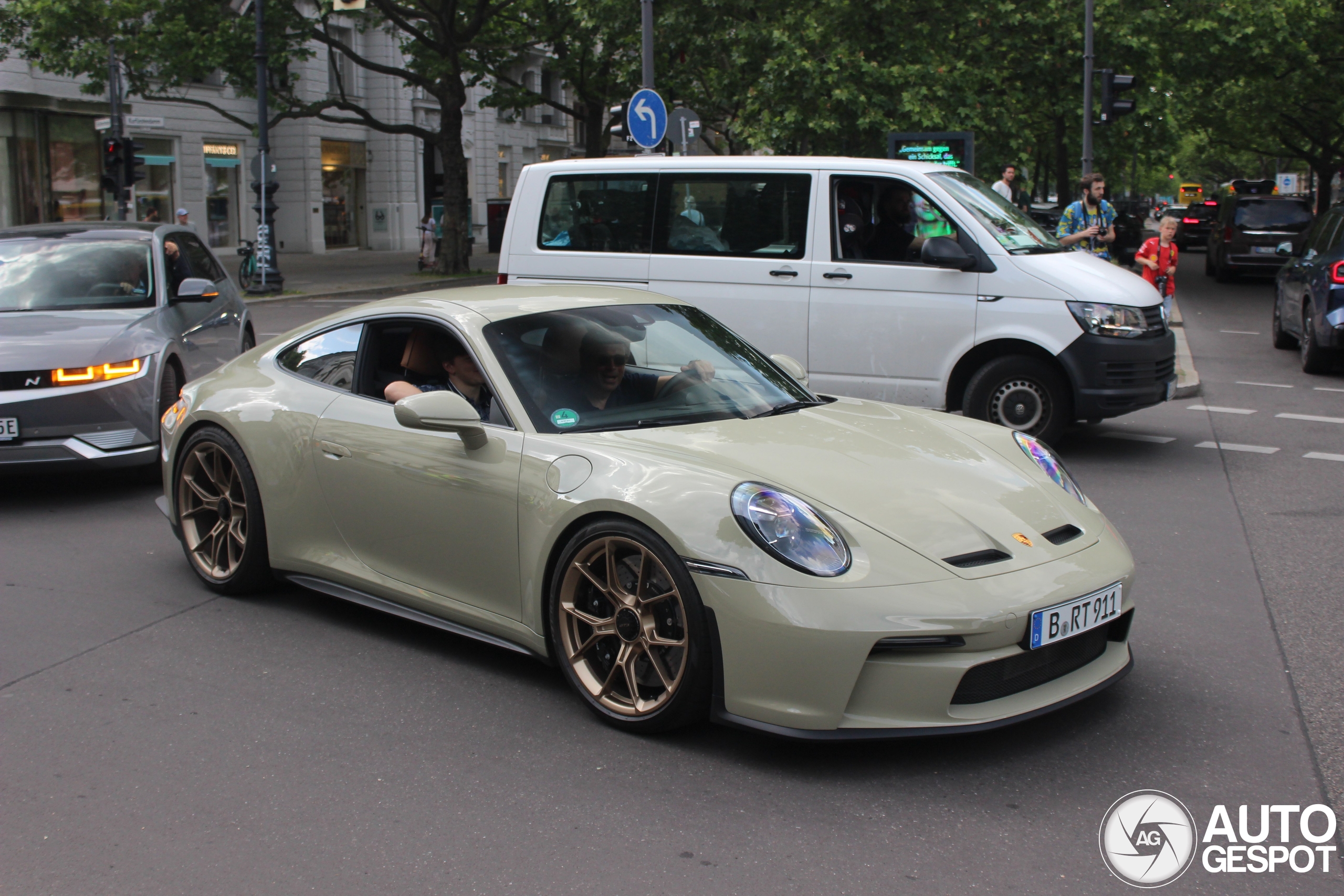 Porsche 992 GT3 Touring