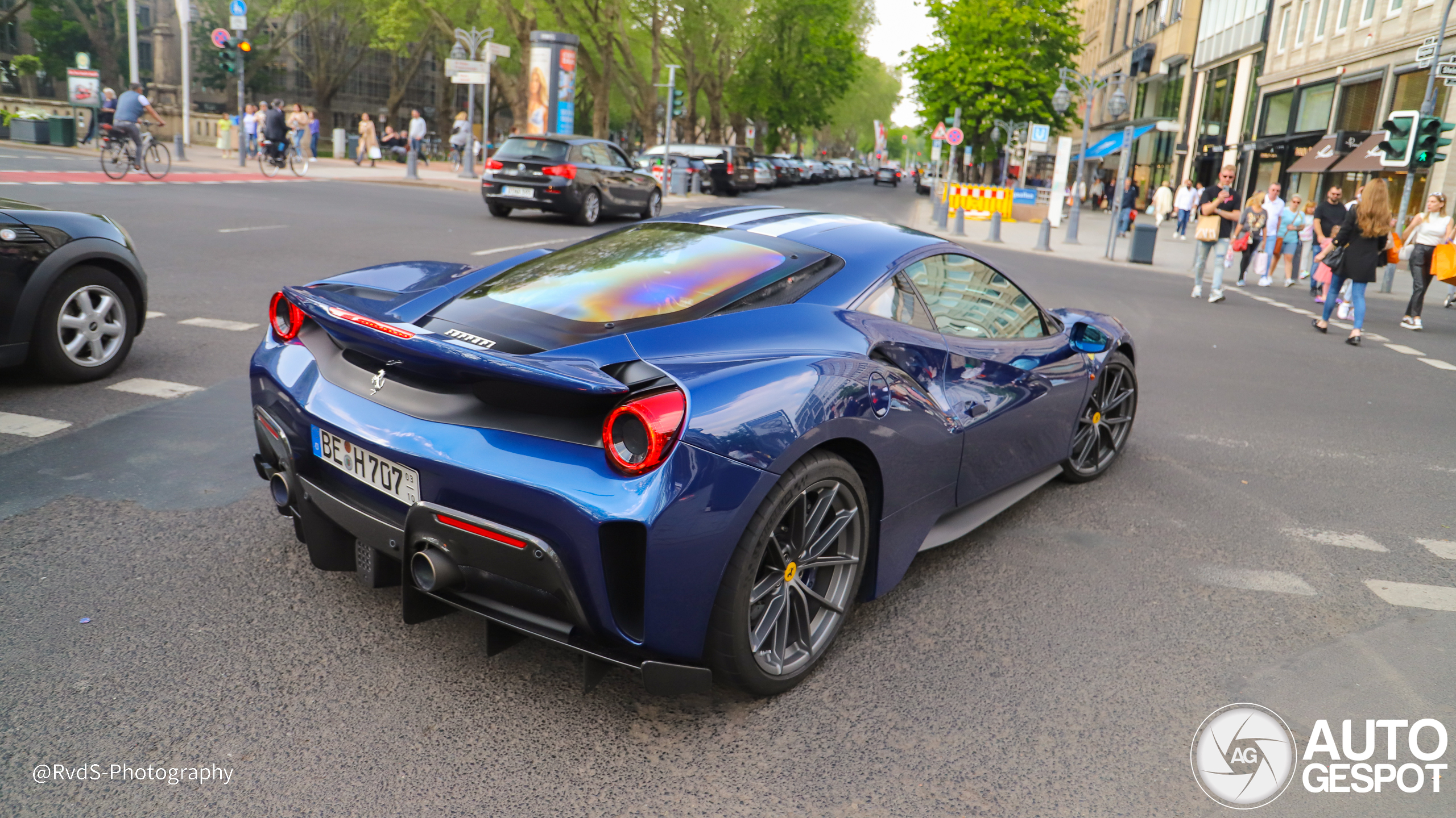 Ferrari 488 Pista