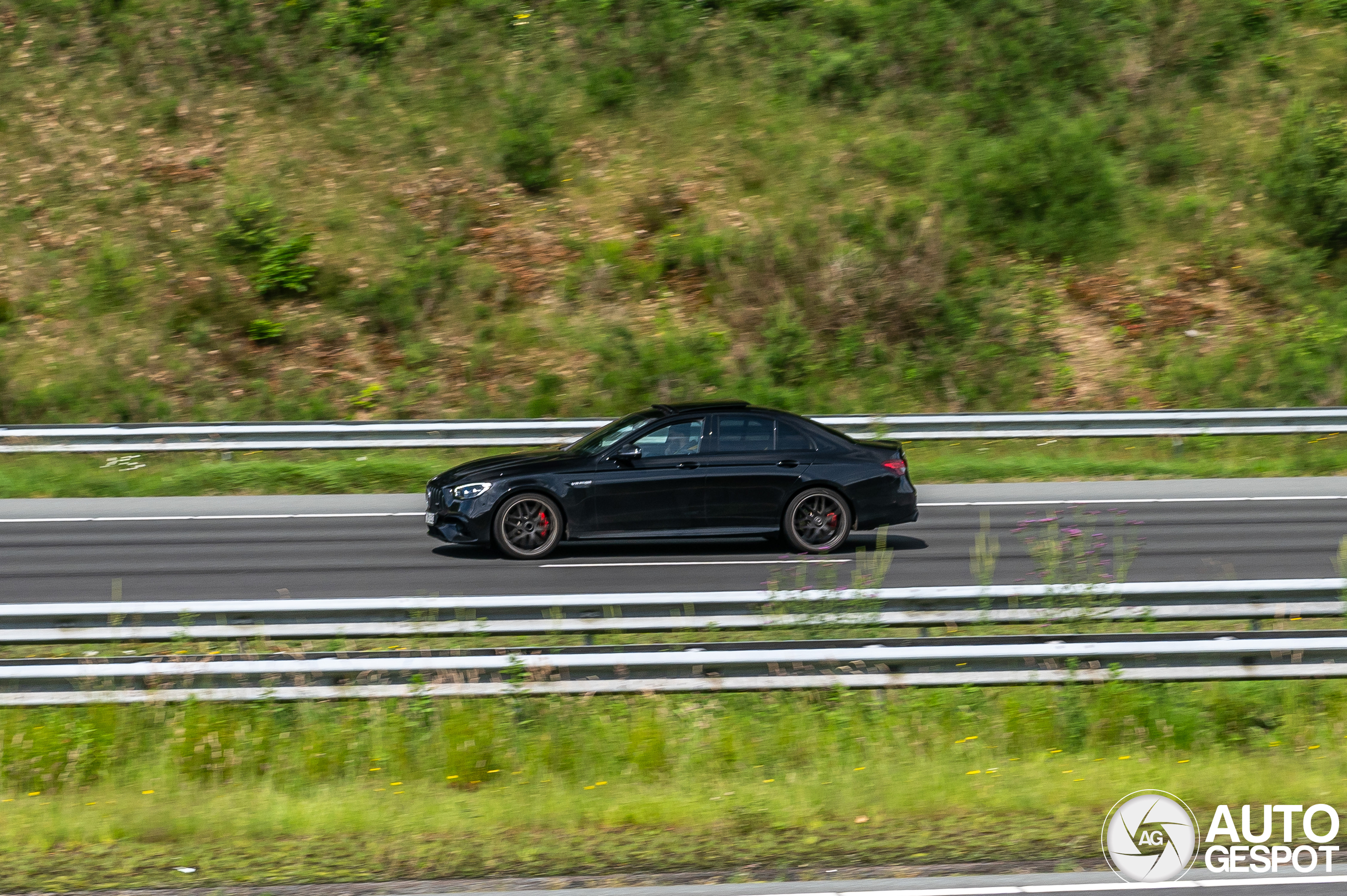 Mercedes-AMG E 63 S W213 2021