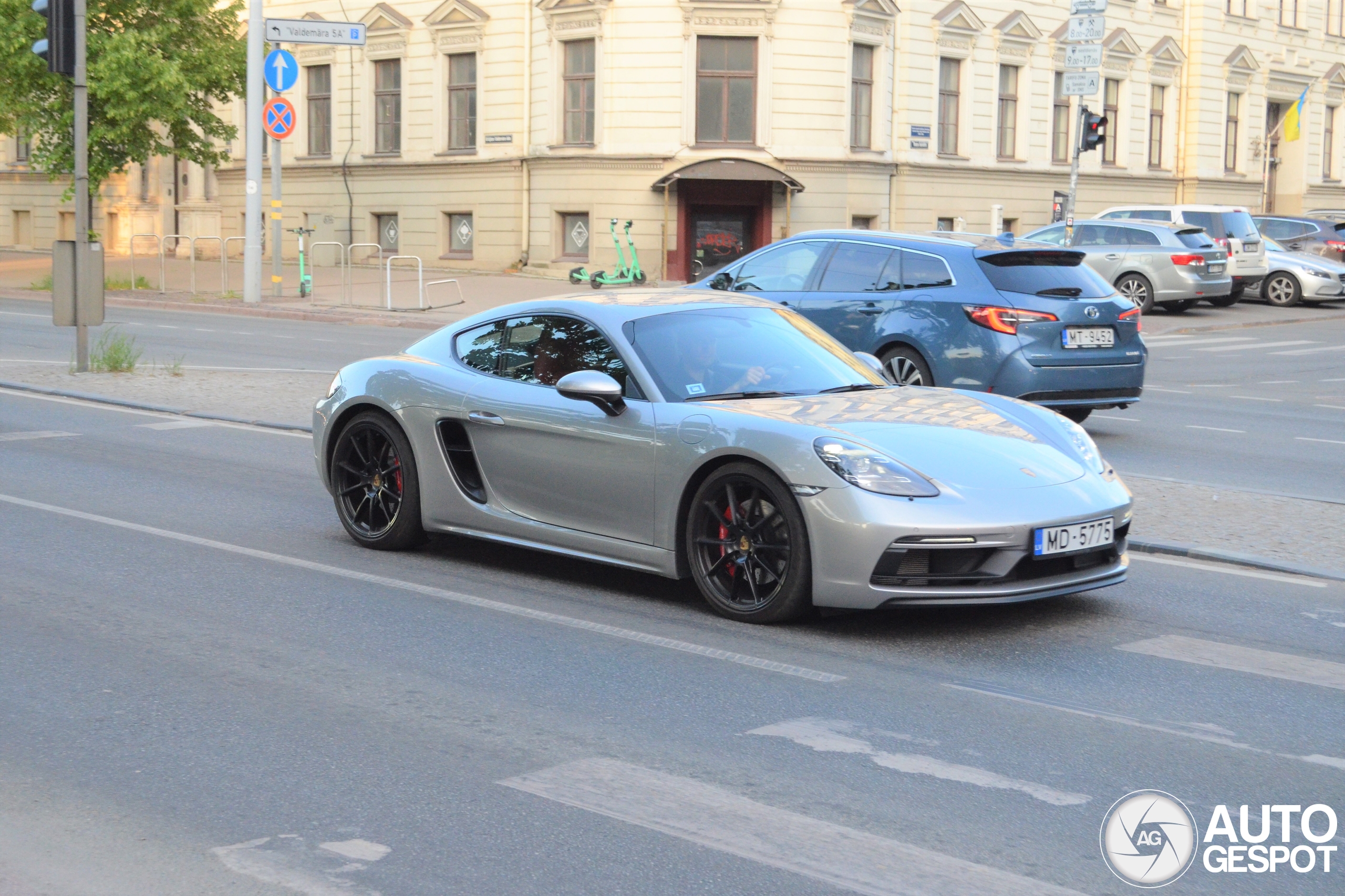 Porsche 718 Cayman GTS