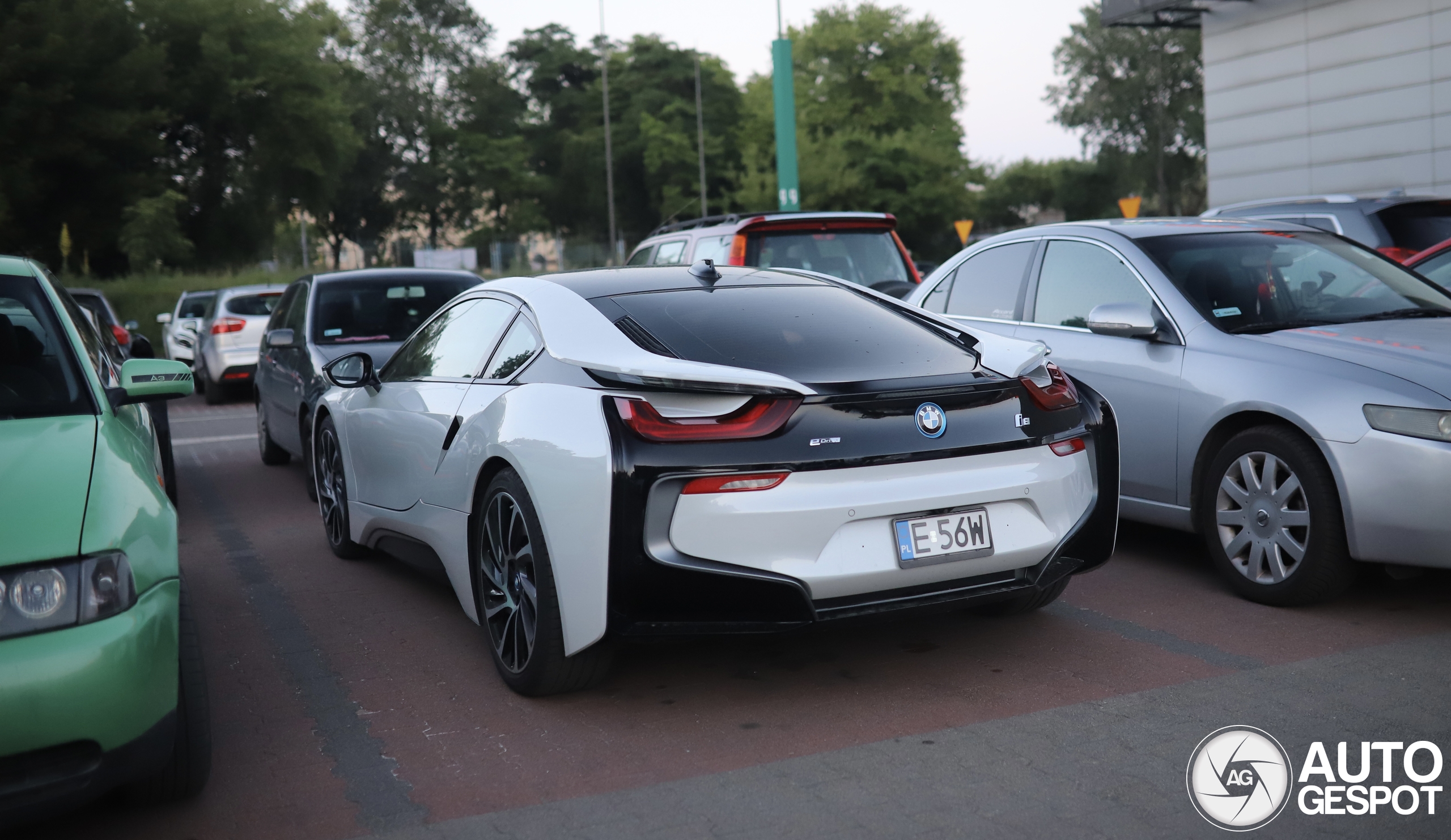 BMW i8