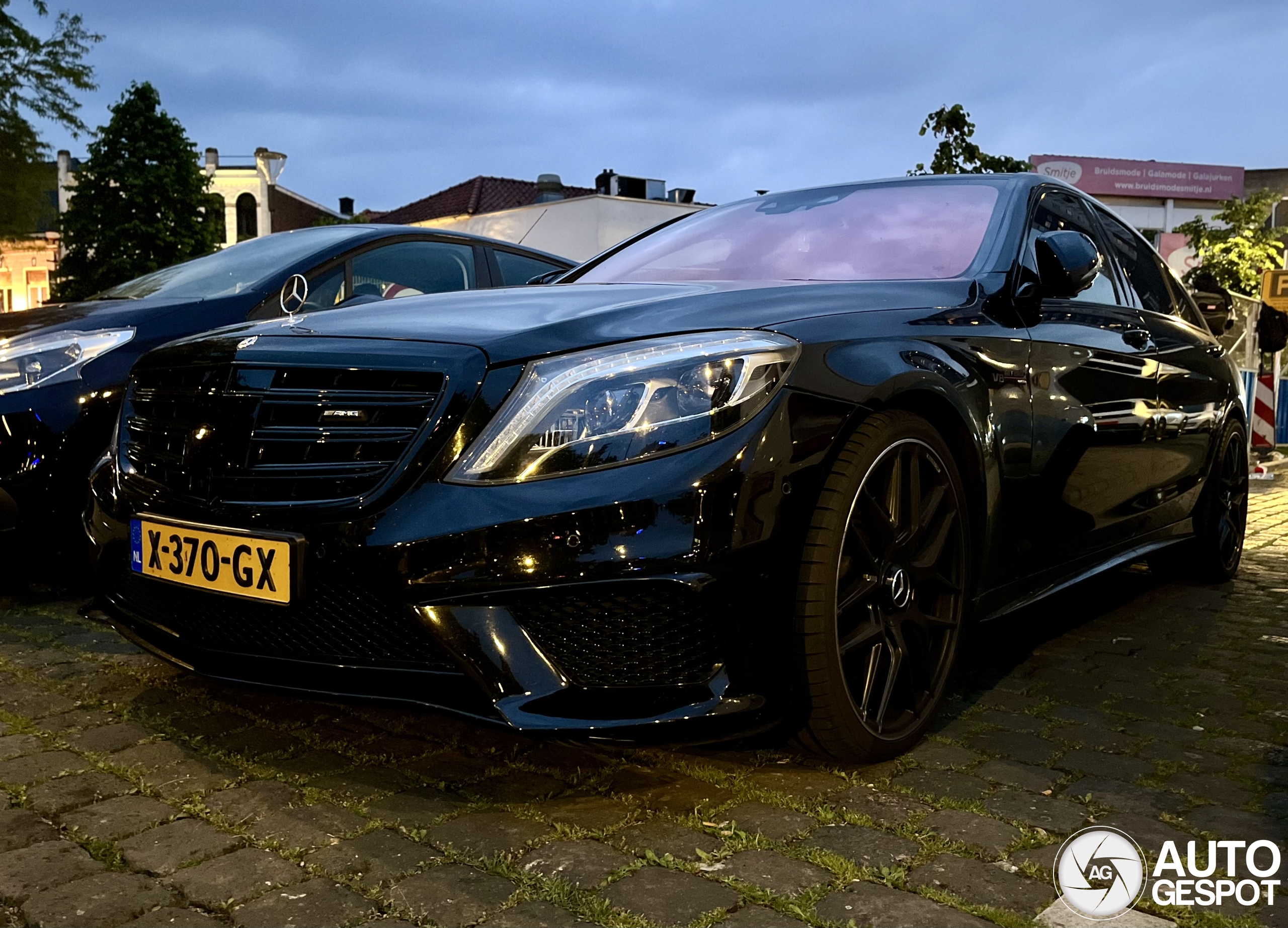 Mercedes-Benz S 63 AMG V222