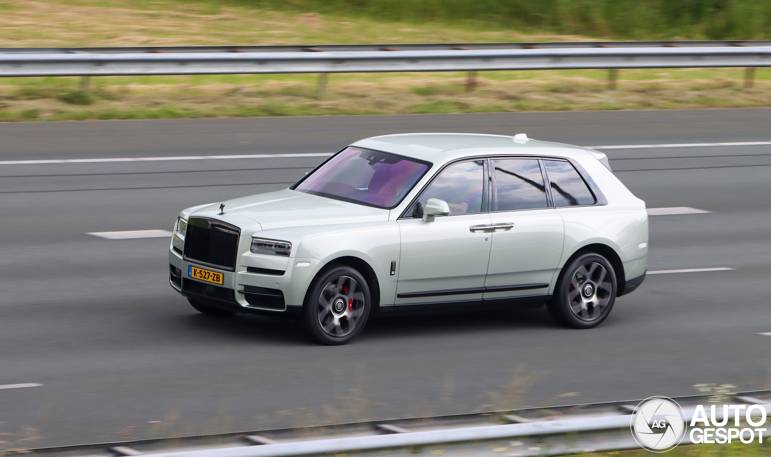 Rolls-Royce Cullinan Black Badge