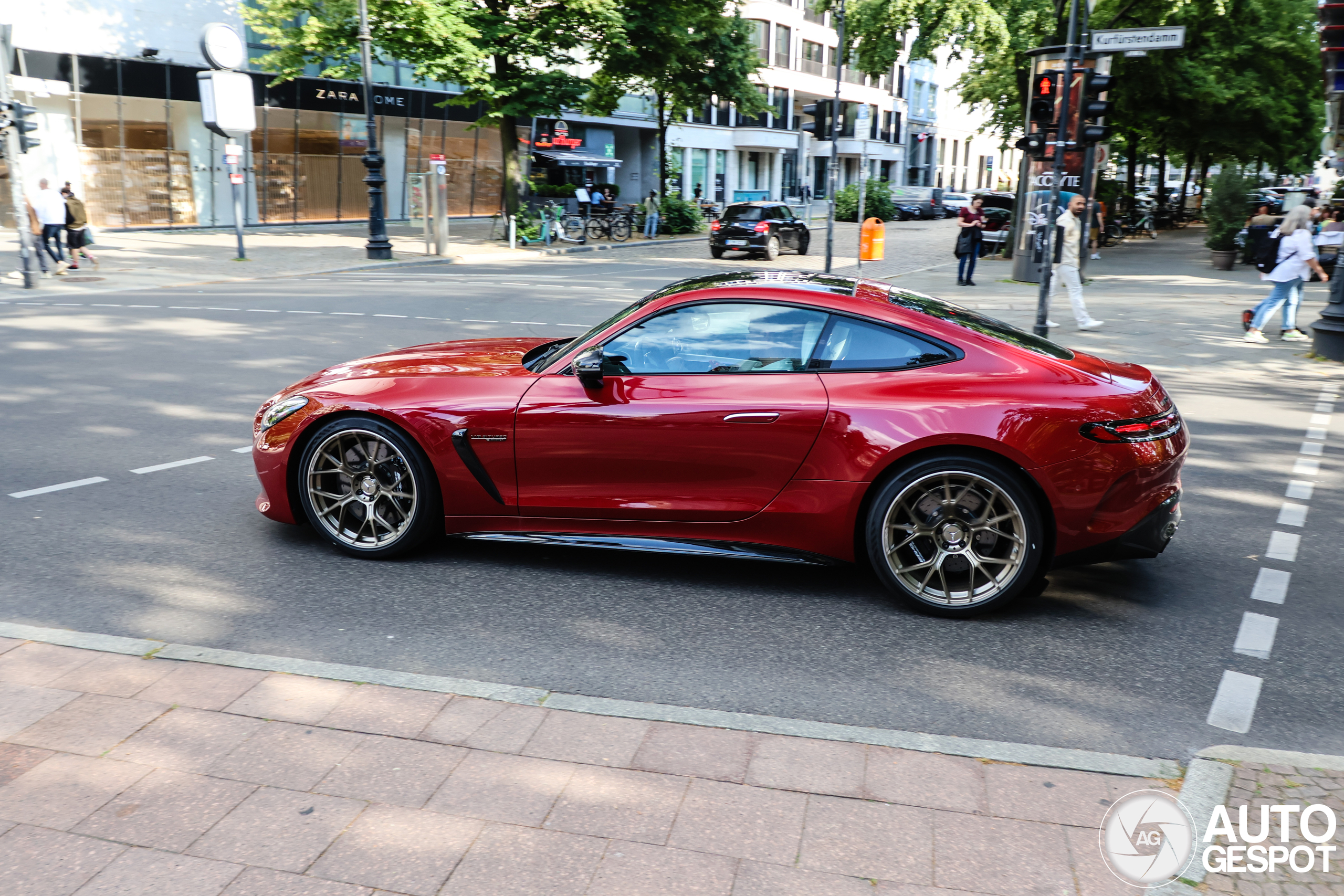 Mercedes-AMG GT 63 C192