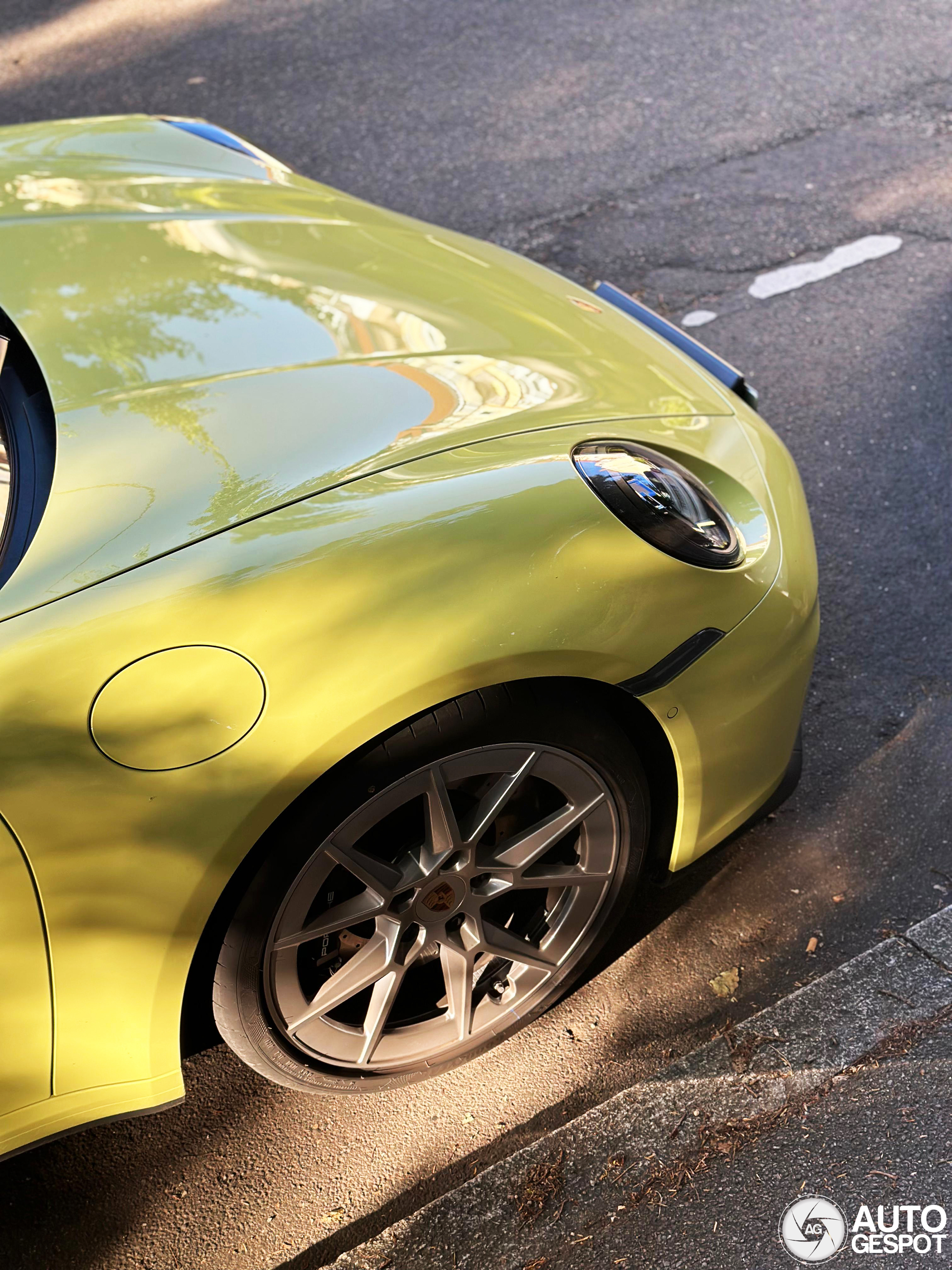 Porsche 992 Carrera GTS MkII - 08 June 2024 - Autogespot