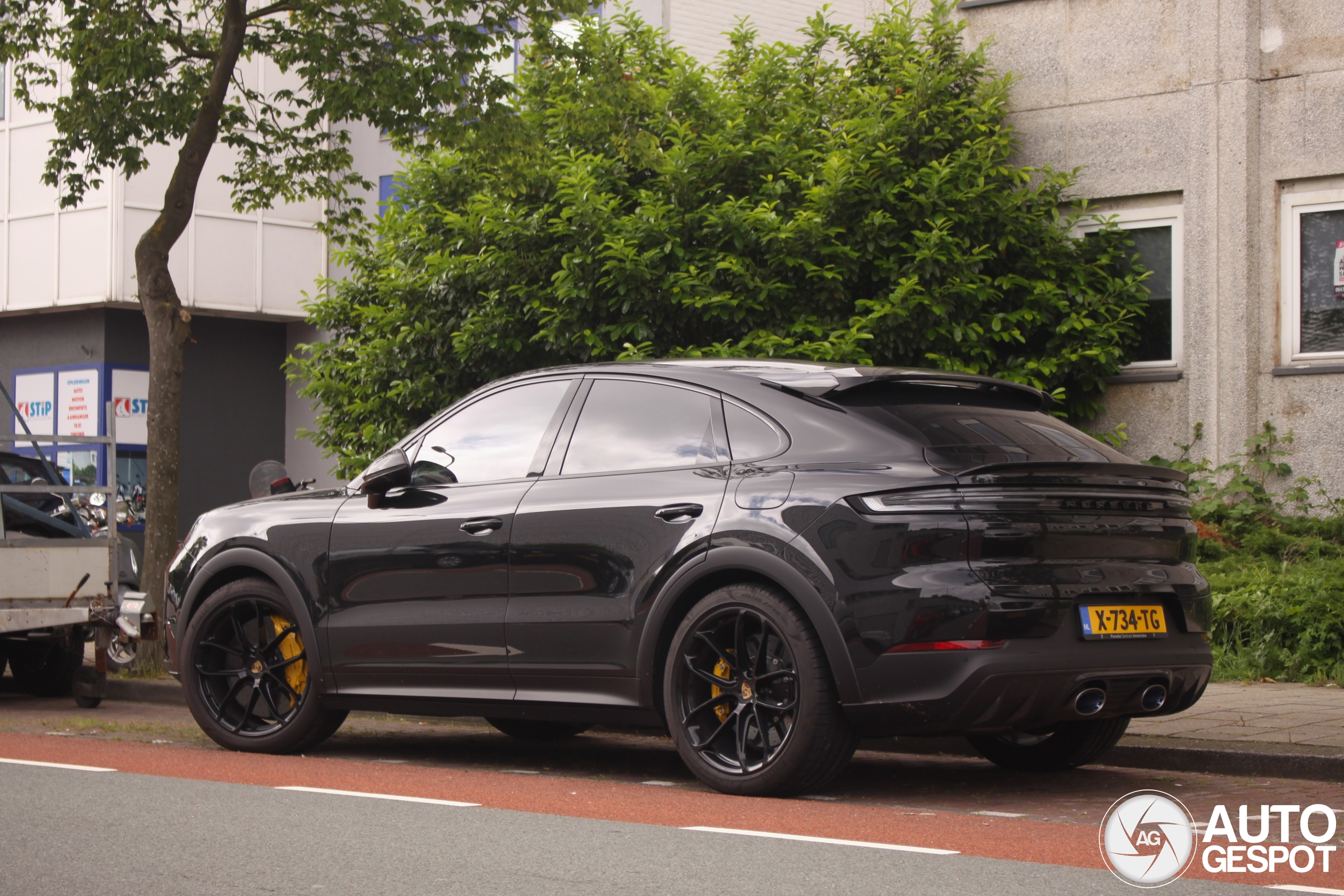 Porsche Cayenne Coupé Turbo E-Hybrid