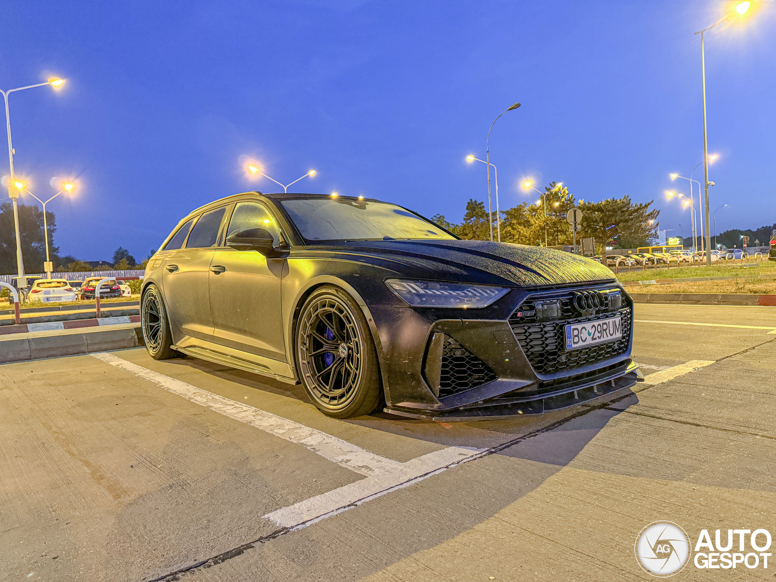 Audi RS6 Avant C8 Urban